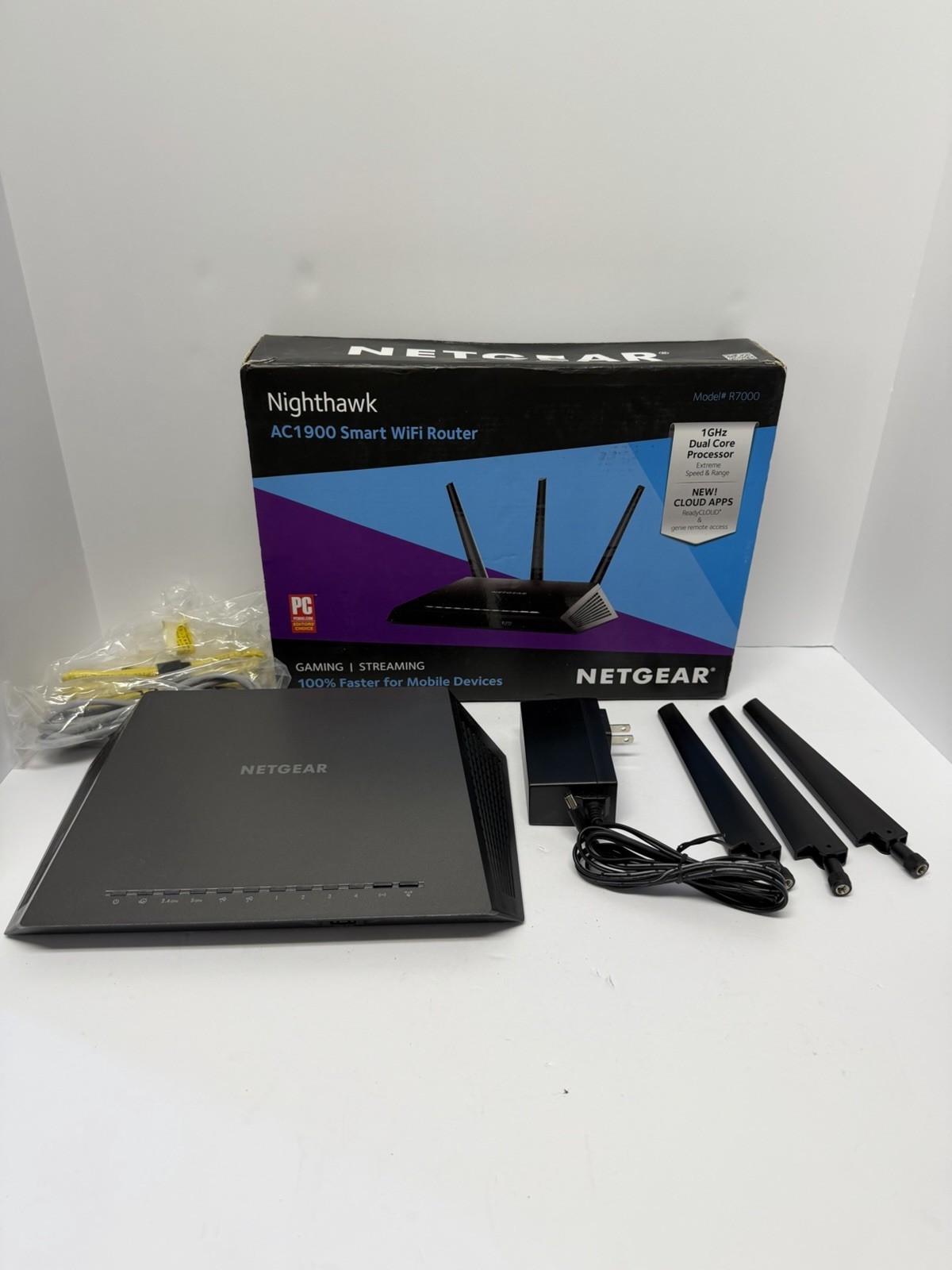 NEW Netgear Nighthawk R7000 Smart Wifi Router AC1900 Bundle W/ Ac Adapter