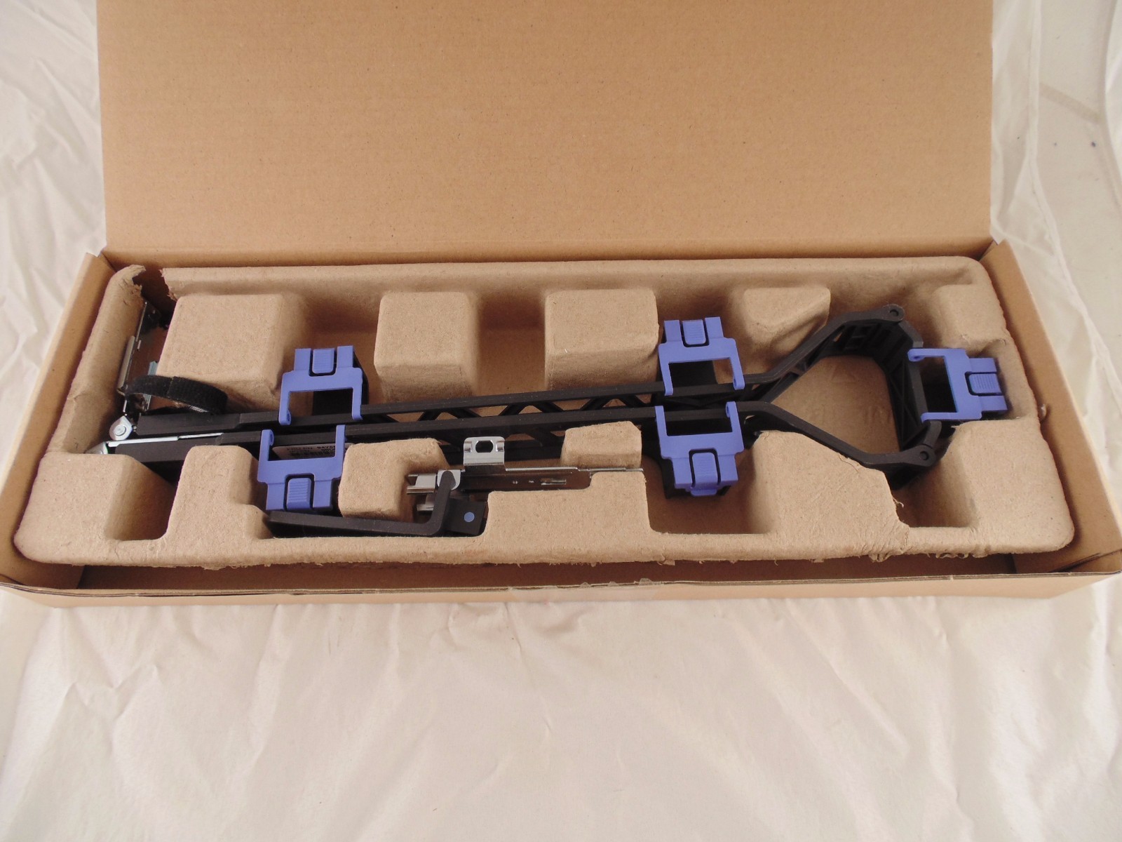 IBM 94Y6626 Cable Management Arm System NEW 2-3
