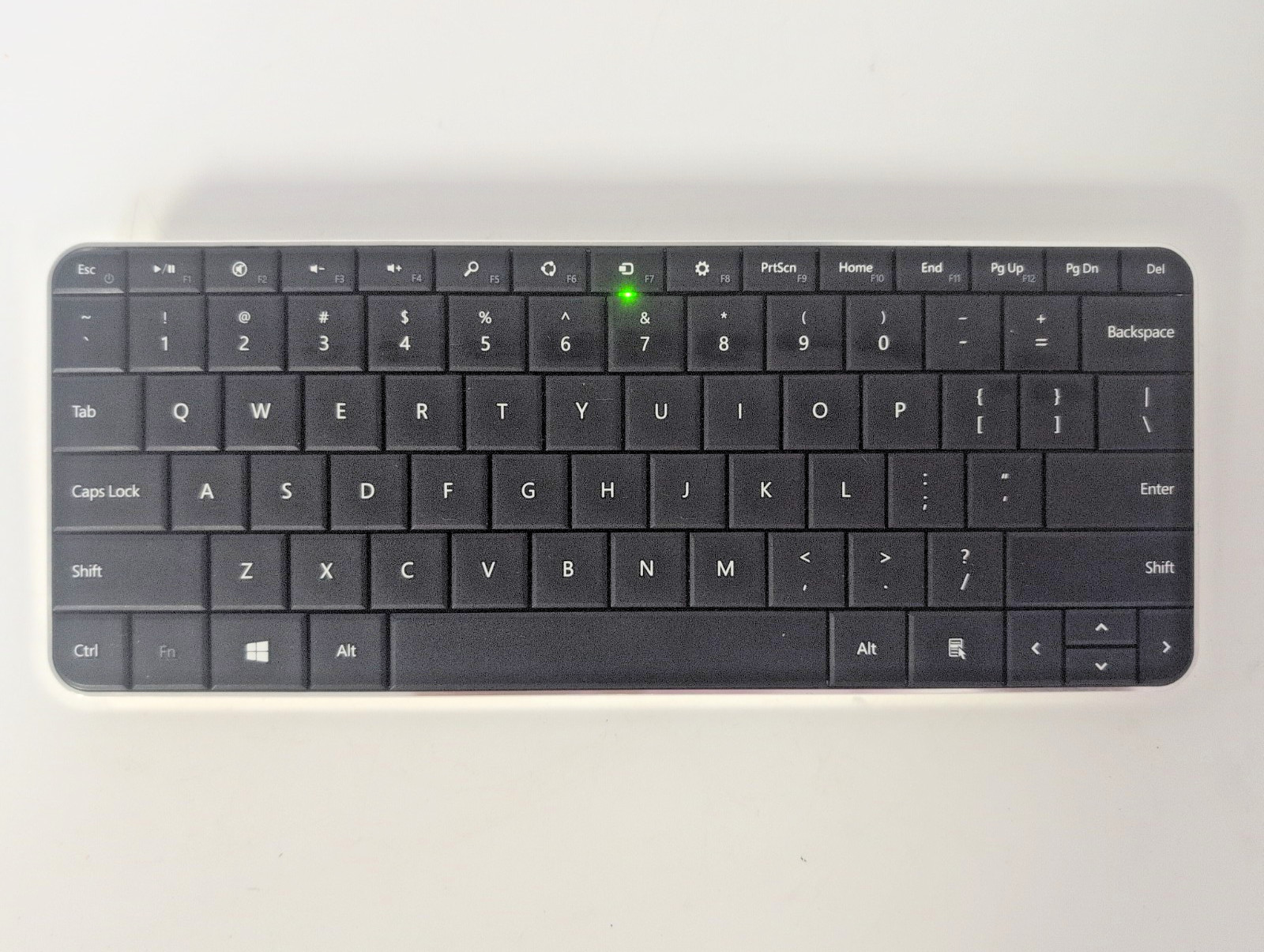 Microsoft Wedge Mobile Bluetooth Wireless Keyboard Model 1521