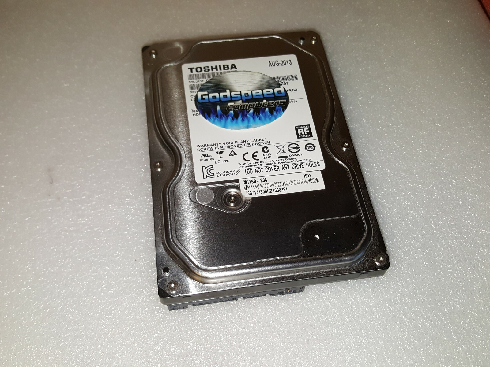 HP Pavilion 550-130z - 1TB Hard Drive - Windows 7 Professional 64-Bit Installed
