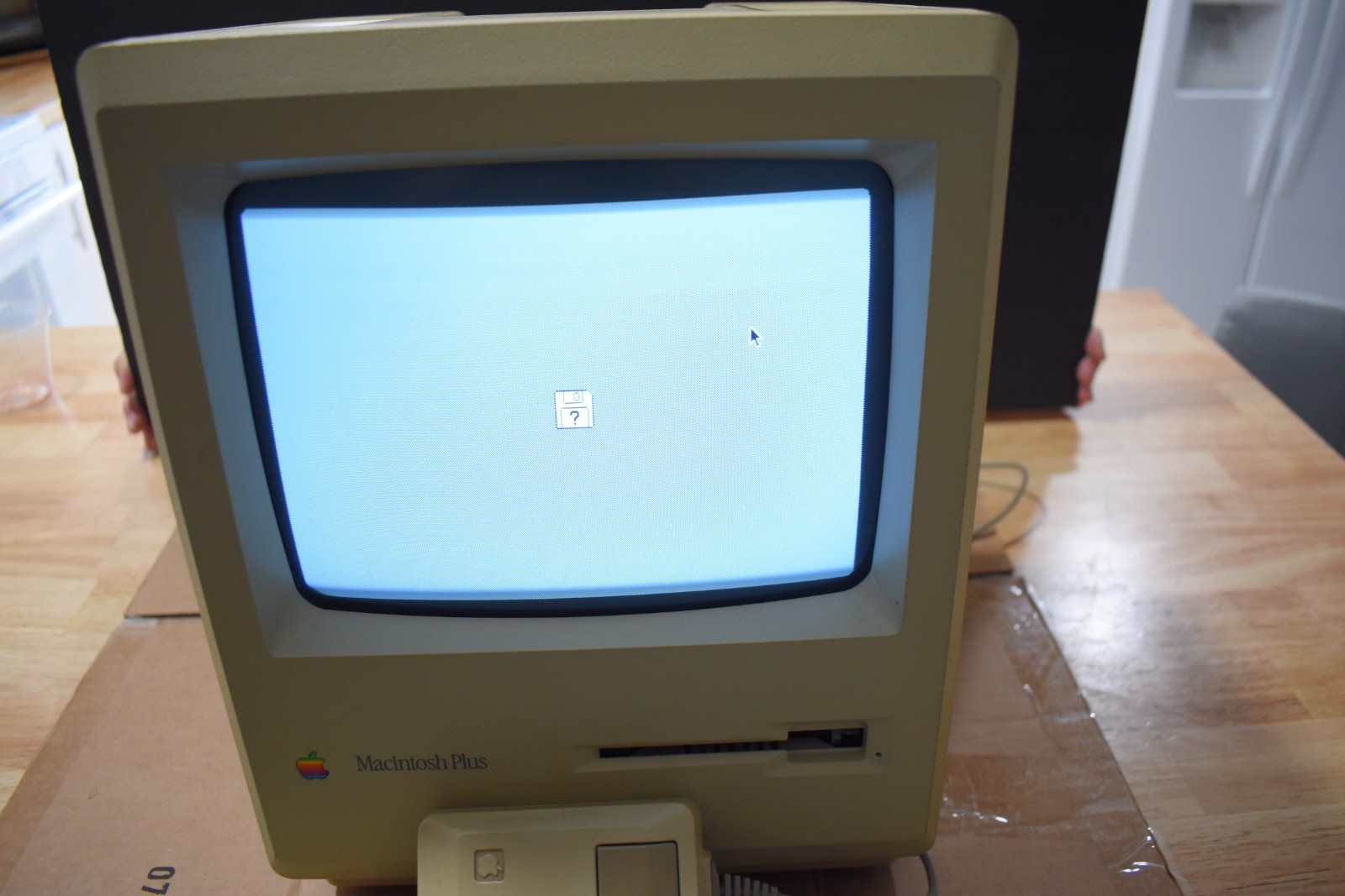 Apple Macintosh Plus 1MB M0001A + M01101A Keyboard + M0100 Mouse WORKING Read