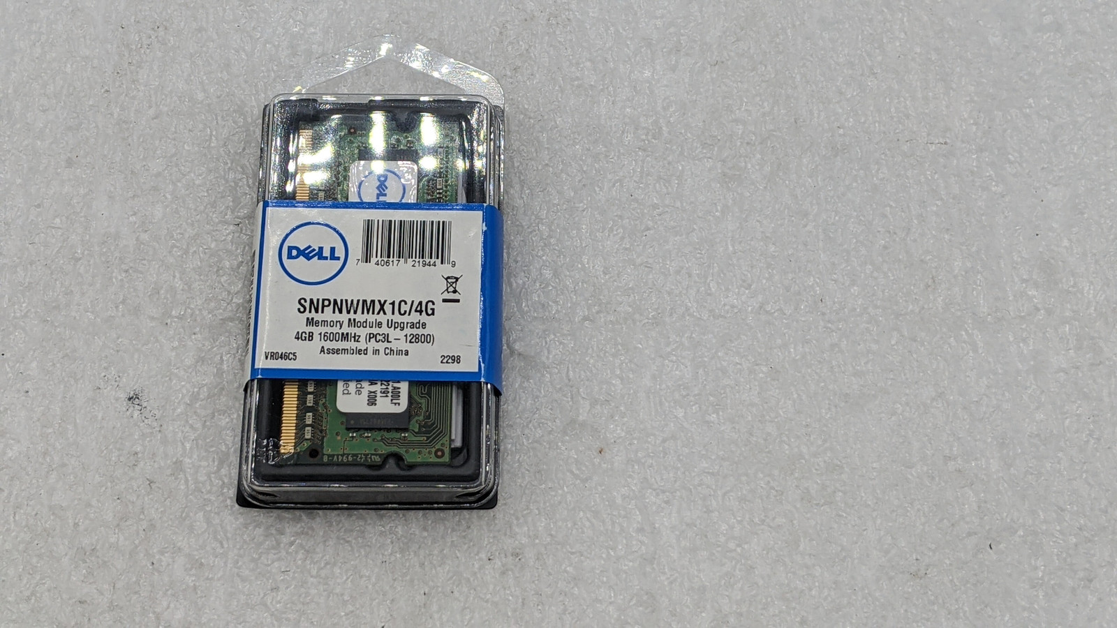 SEALED Official Dell Memory Upgrade - 4GB - 1600MHz - SNPNWMX1C/4G - PC3L-12800