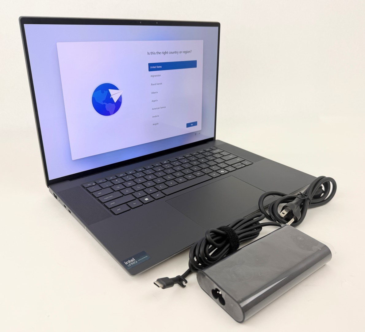 Dell Precision 5690 Workstation 16" UHD Touch Ultra 7 165H 64GB 1TB 1000 Ada W11