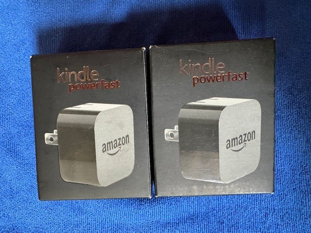 Amazon PowerFast 9W - Lot 2 - Wall Charger For Kindle & Fire Devices