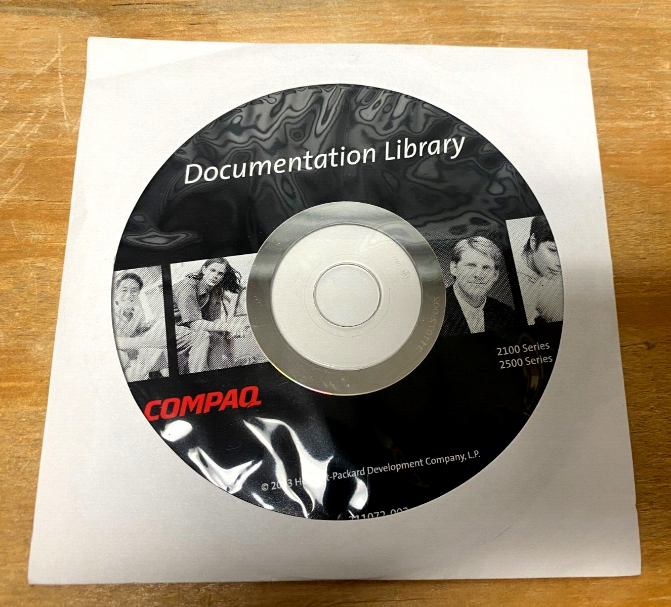 COMPAQ 2003 Documentation Library  2100 / 2500 Series - Brand NEW