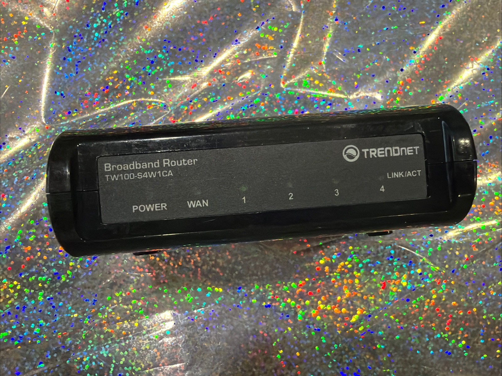 Trendnet 4-port High Speed Broadband Router Model TW100 S4W1CA Black NEED CORD