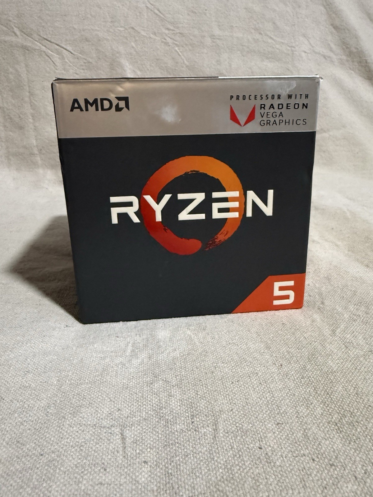 Ryzen 5 2400G AMD - FAN & BOX ONLY FOR PARTS NOT TESTED