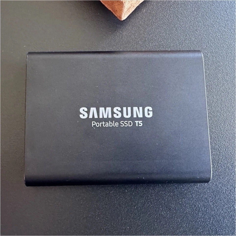 Samsung T5 Portable External SSD 2TB USB Black MU-PA2T0B