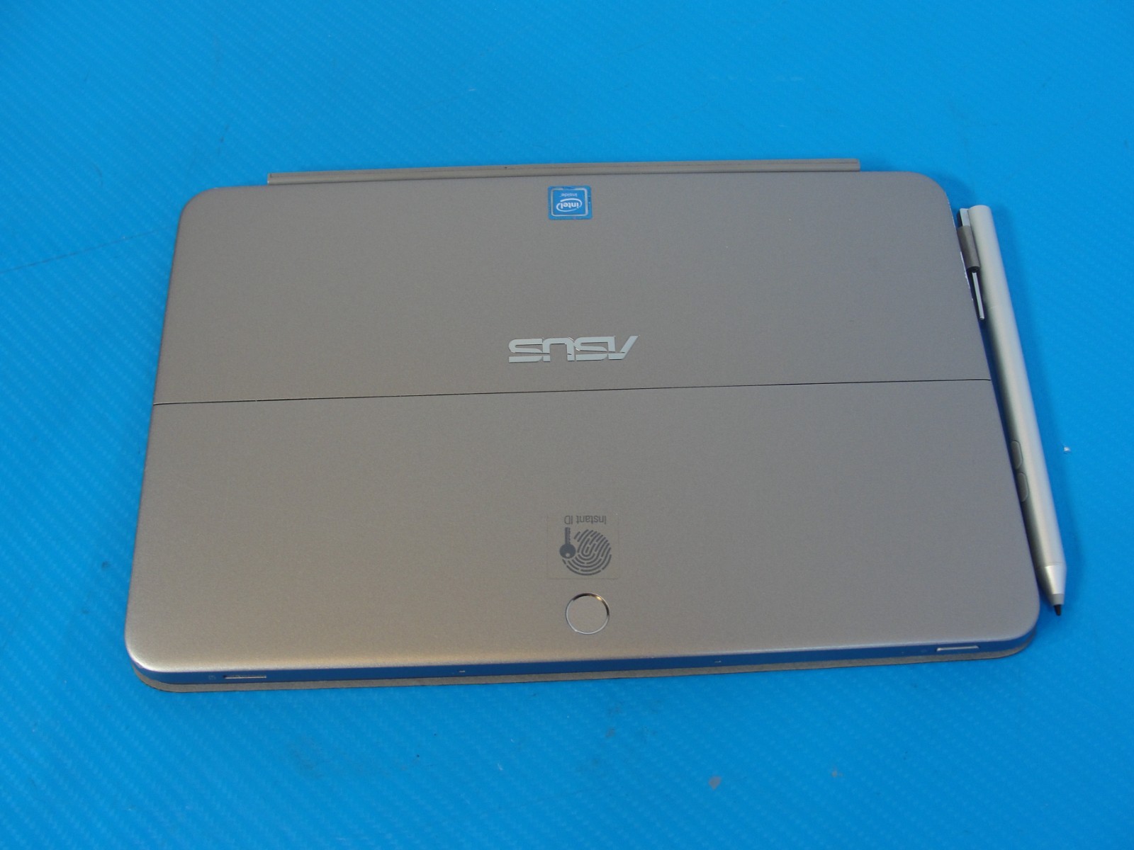 ASUS Transformer Book 10.1" T101HA X5-Z8350 1.44 GHz 4GB RAM 64GB SSD /UNTESTED