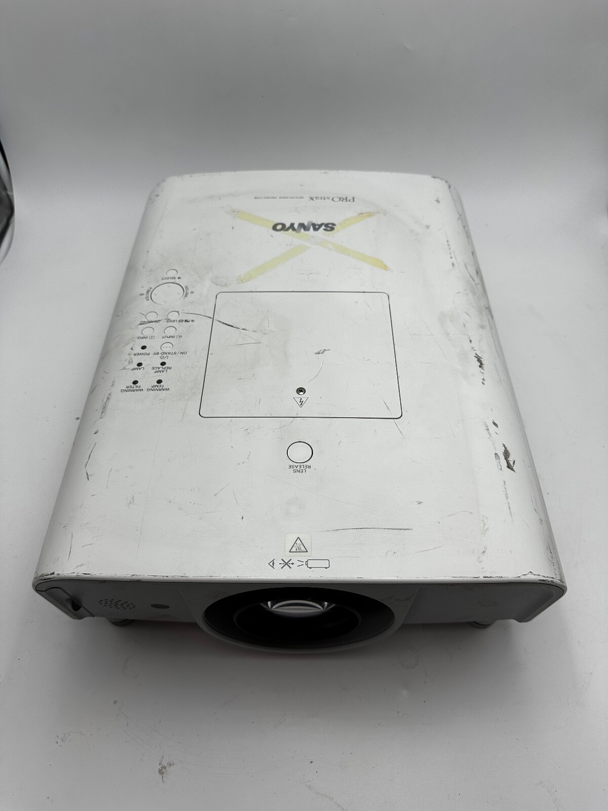 Sanyo PLC-XT35L XGA Large Venue Projector PRO xtraX Multiverse 904 Hrs - FILTER