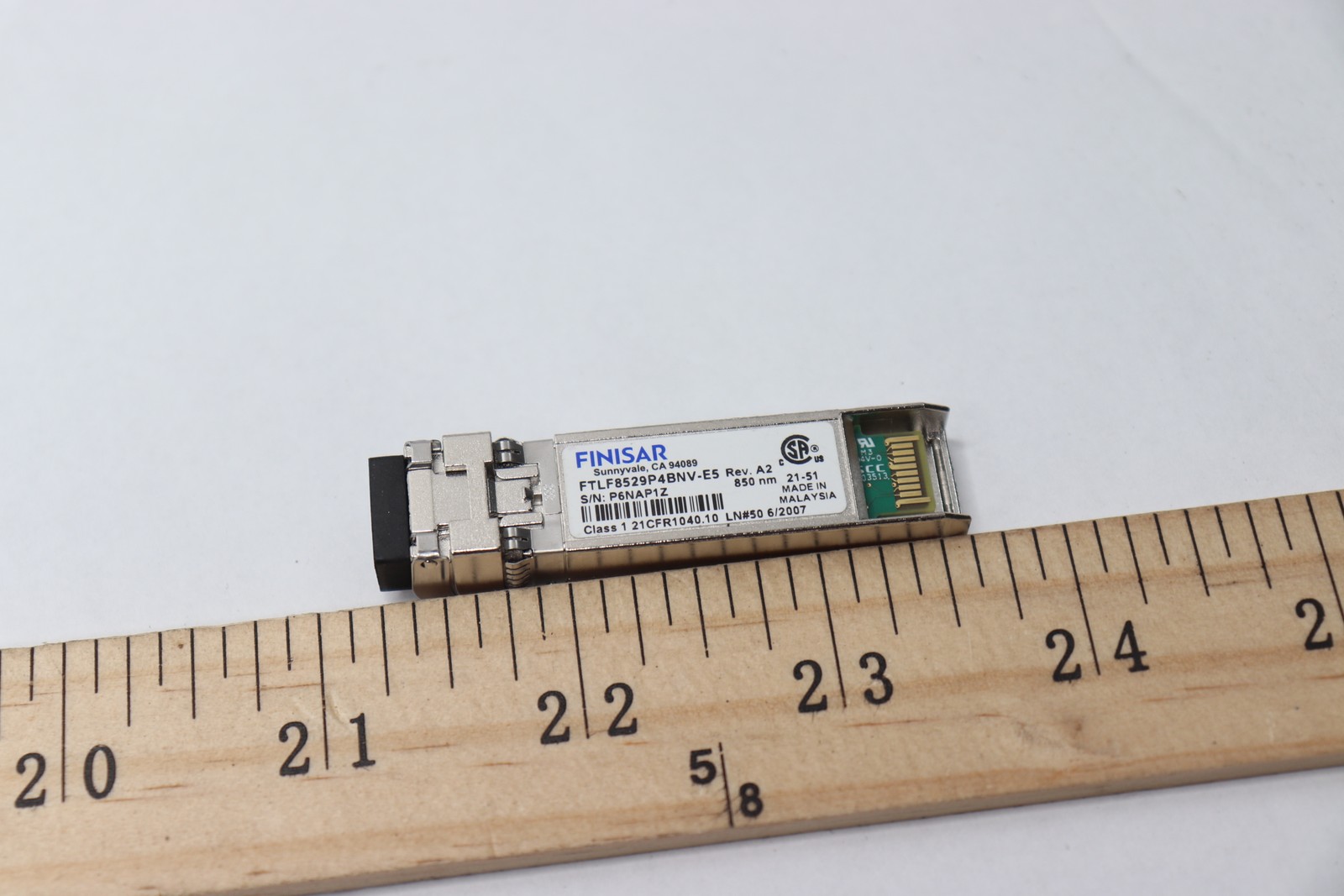 Finisar Transceiver Module 850nm 16Gb FTLF8529P4BNV-E5