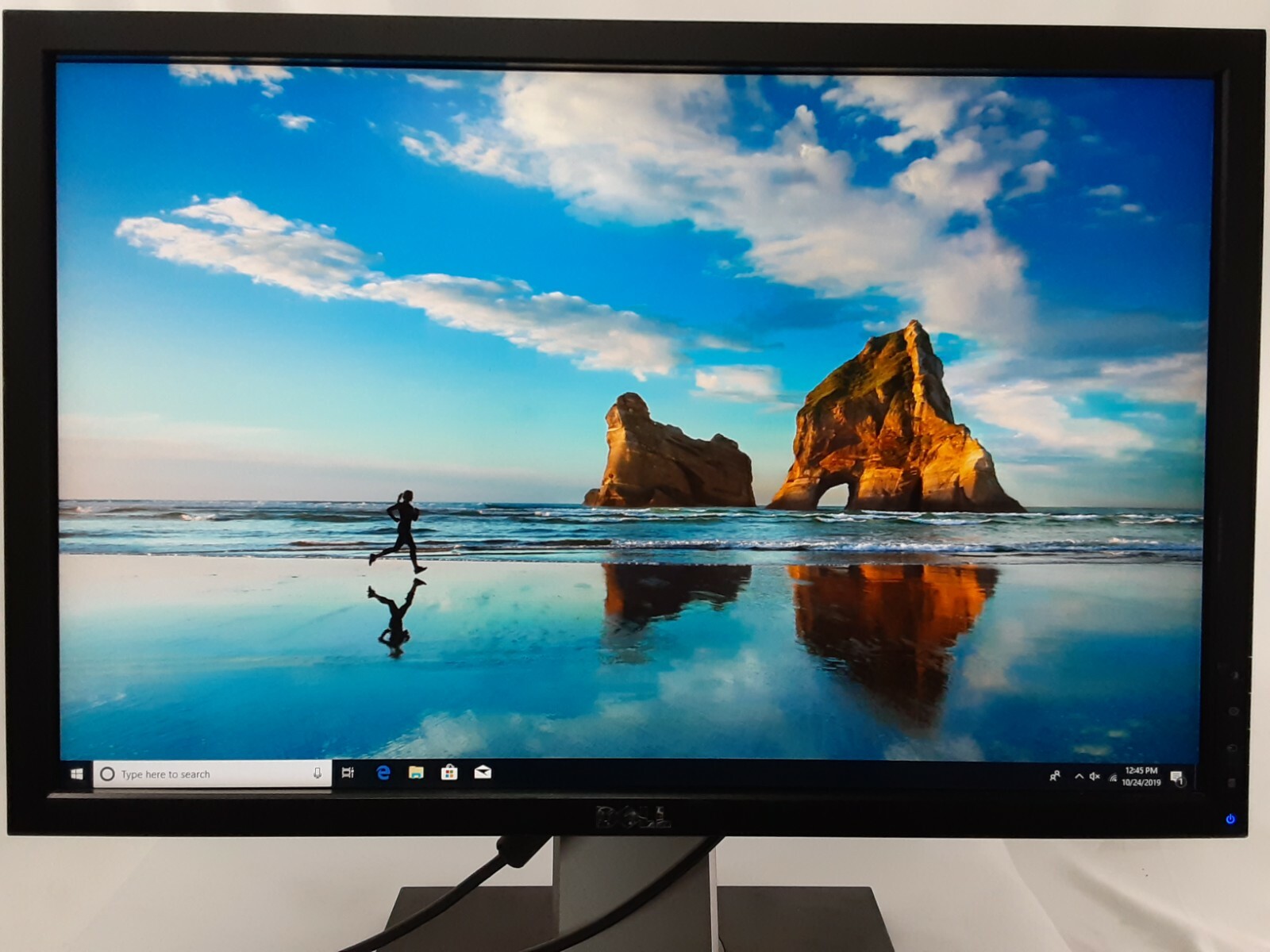 Dell UltraSharp U2212HM 21.5" Widescreen IPS Monitor Grade B 1920 x 1080 60Hz