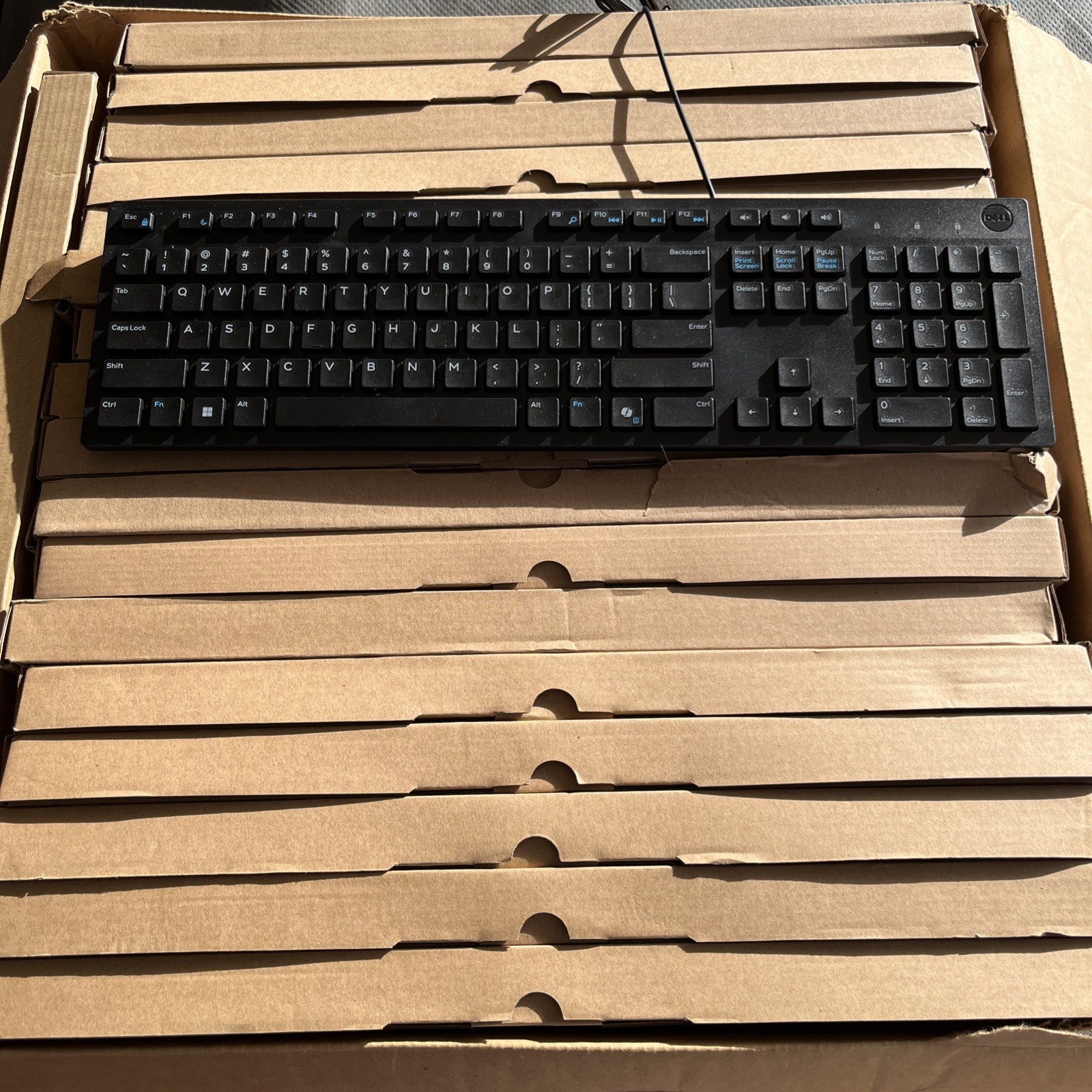 Lot of 36 New Genuine OEM Dell KB216-BK-US USB Standard Keyboard
