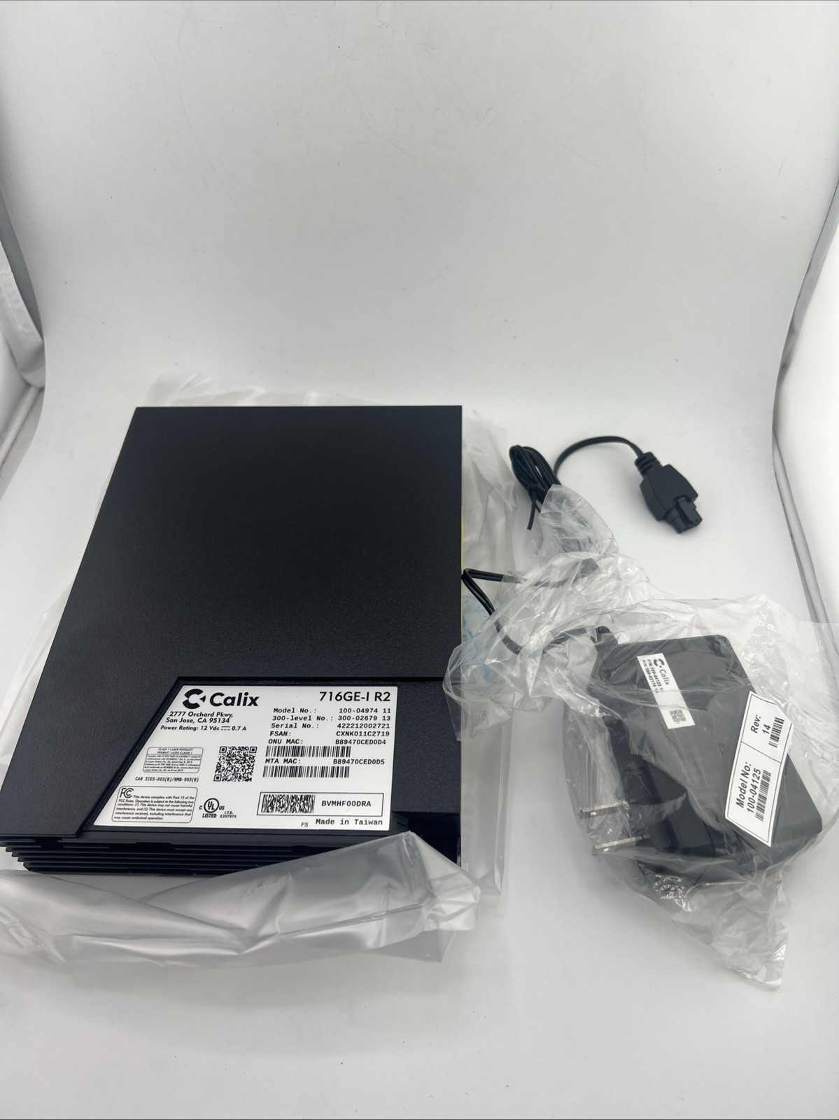 Calix 716GE-I R2 Indoor ONT Optical Fiber Network Terminal Missing Accessories