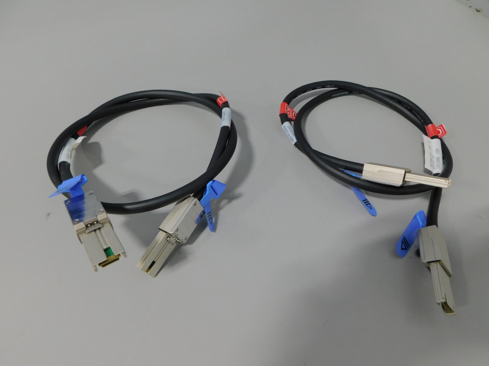 407337-B21 HP External Mini SAS 1m Cable 407338-B21 408766-001 407344-002