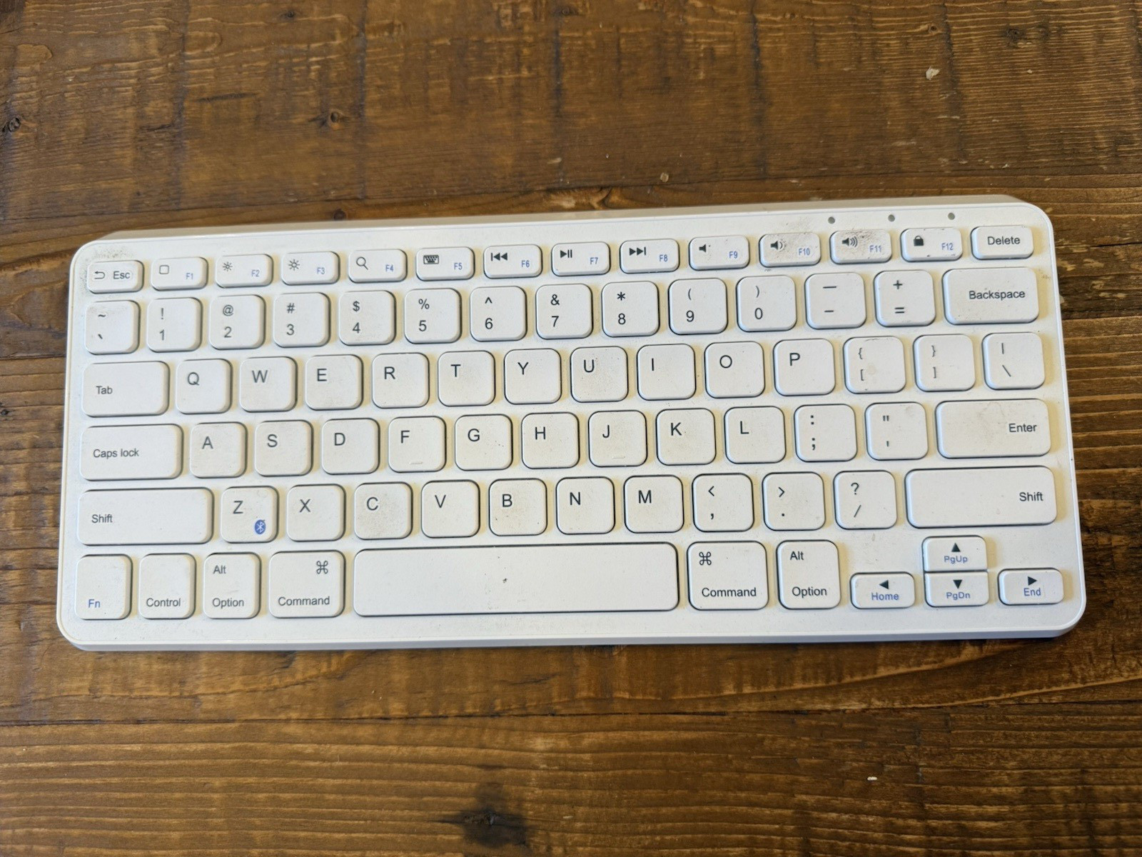 Anker Ultra-Compact Bluetooth Keyboard (A7721, White) 