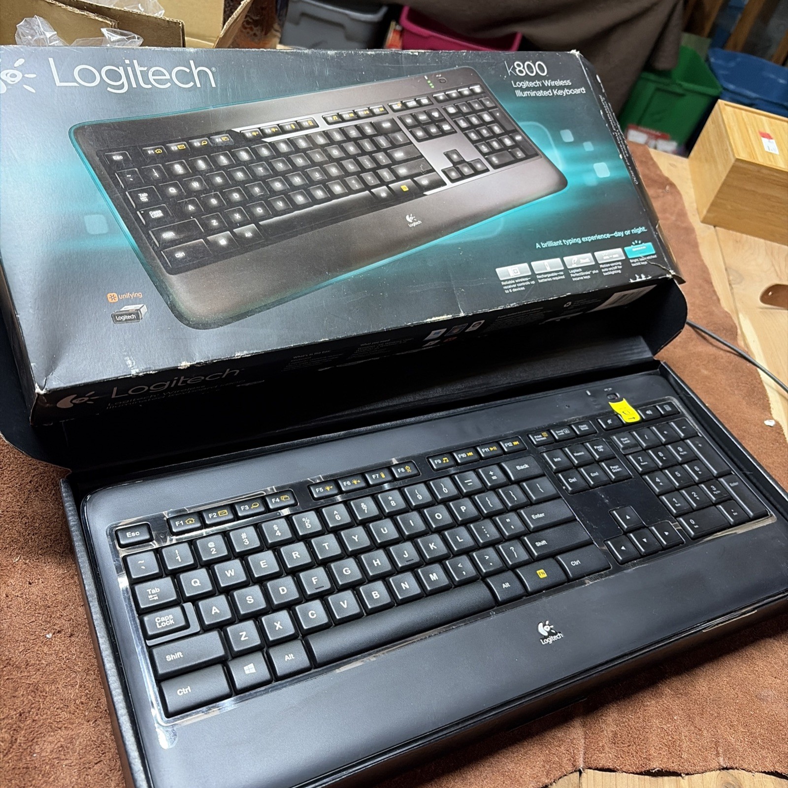 Logitech K800 (920-002359) Wireless Keyboard Illuminated 