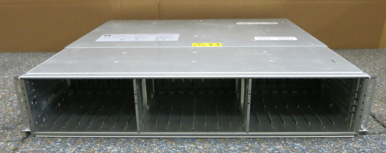 NetApp E2600 5350 0833 2.5" Hard Drive Array SAS HDD 24-Bay Expansion Storage