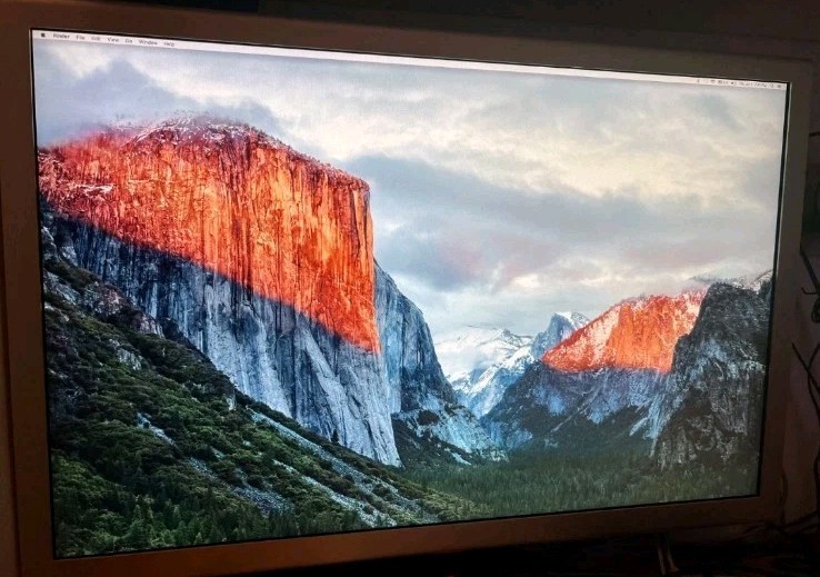 Apple 30" Cinema HDDisplay Monitor, No Power Block, Excellent Condition 