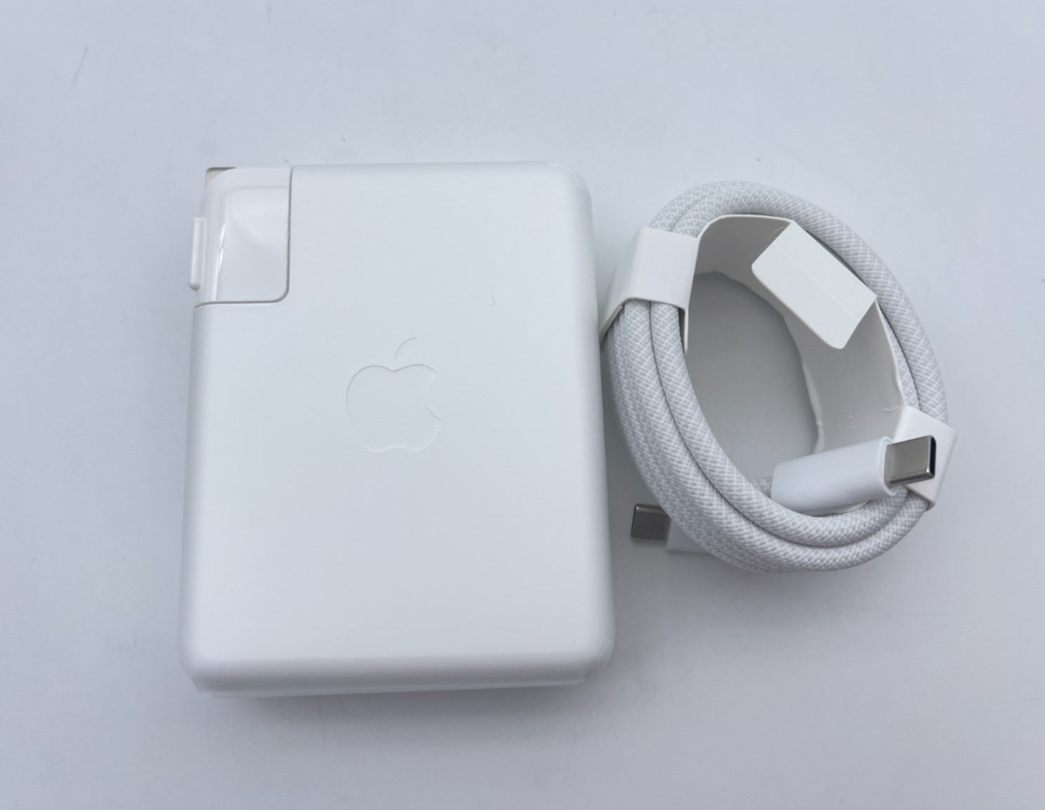 OEM Genuine 140W USB-C Charger for Apple MacBook Air 13 15 Pro 14 16 A2442 A2485