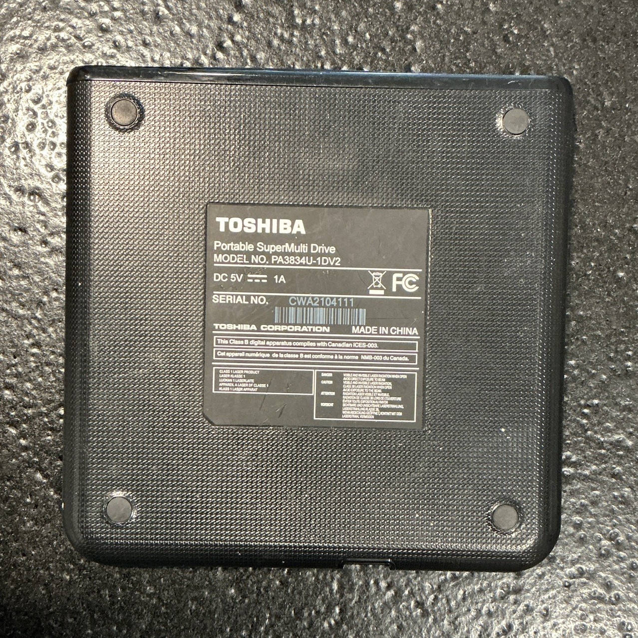Toshiba Portable SuperMulti USB External DVD/CD Drive PA3834U-1DV2 Black NO CORD