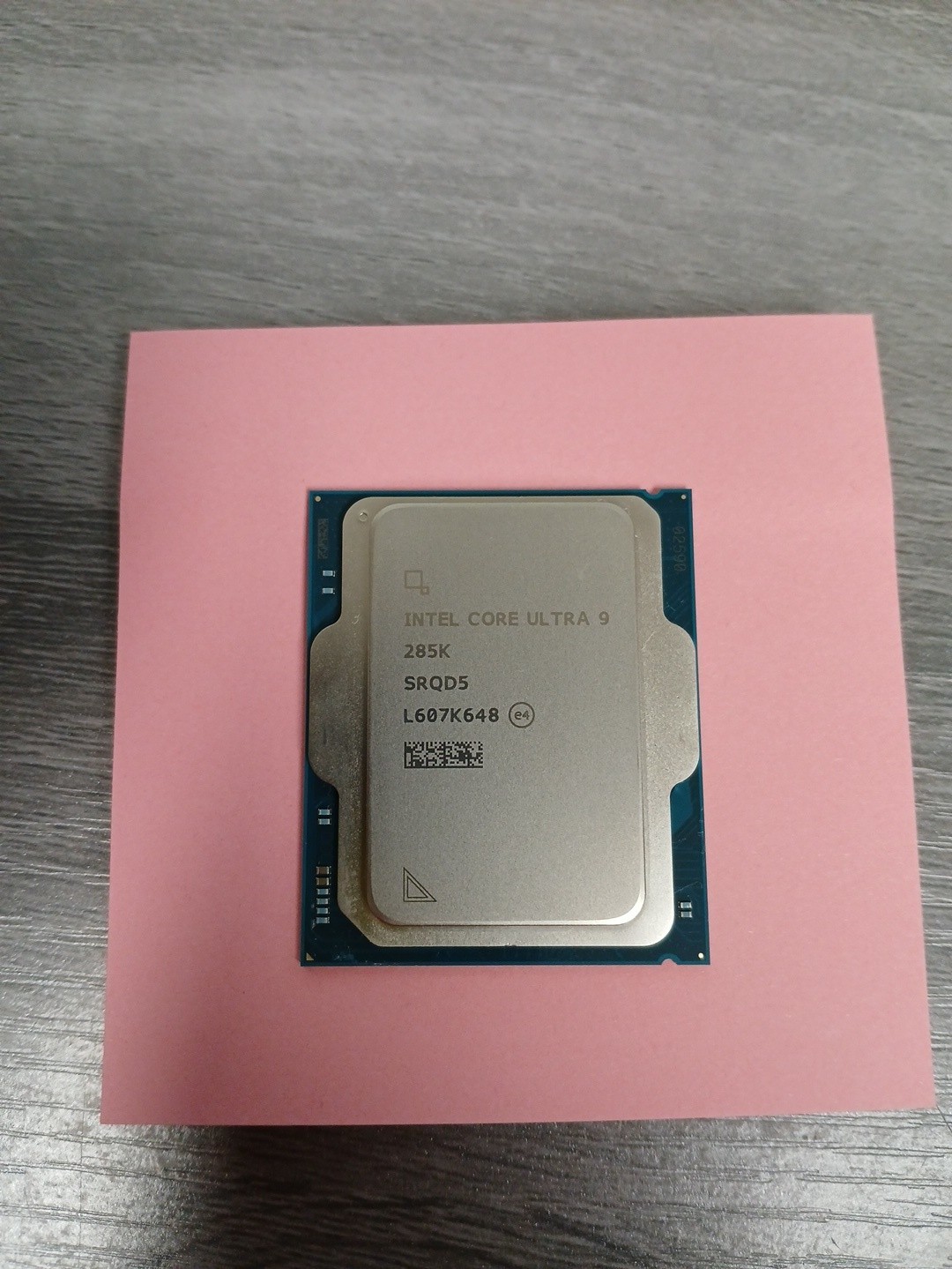 Intel Core Ultra 9 285K - 52