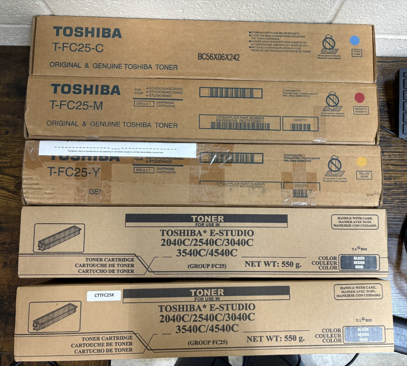 GENUINE TOSHIBA TONER CYAN MAGENTA YELLOW & 2 BLACK (LOT OF 5)