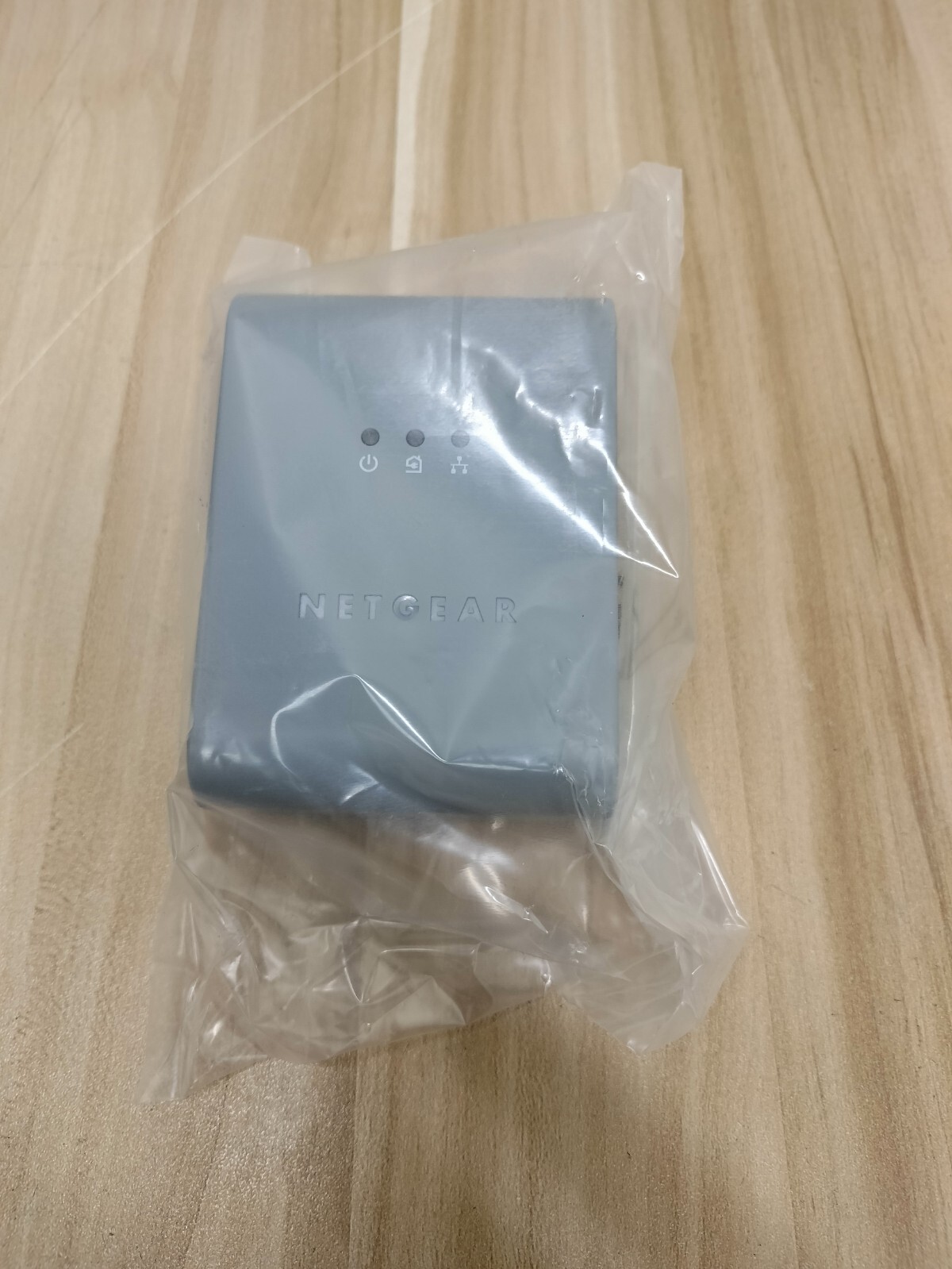 Netgear XAV101 Powerline AV Ethernet Adapter