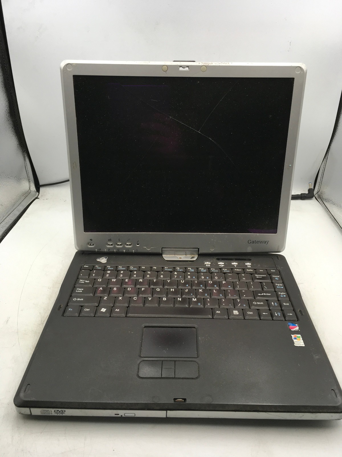 GATEWAY M275 -FOR PARTS/NO POWER- INTEL PENTIUM M - 256MB RAM - BAD LCD -READ-BB