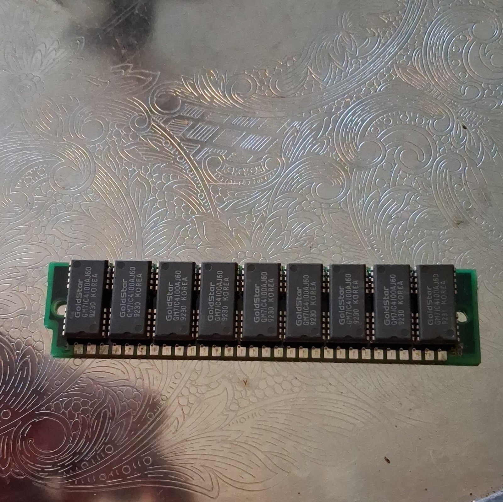 GoldStar 8MB 72-Pin SIMM EDO DRAM RAM Module 60ns GMM789000S60 GM71C4100A