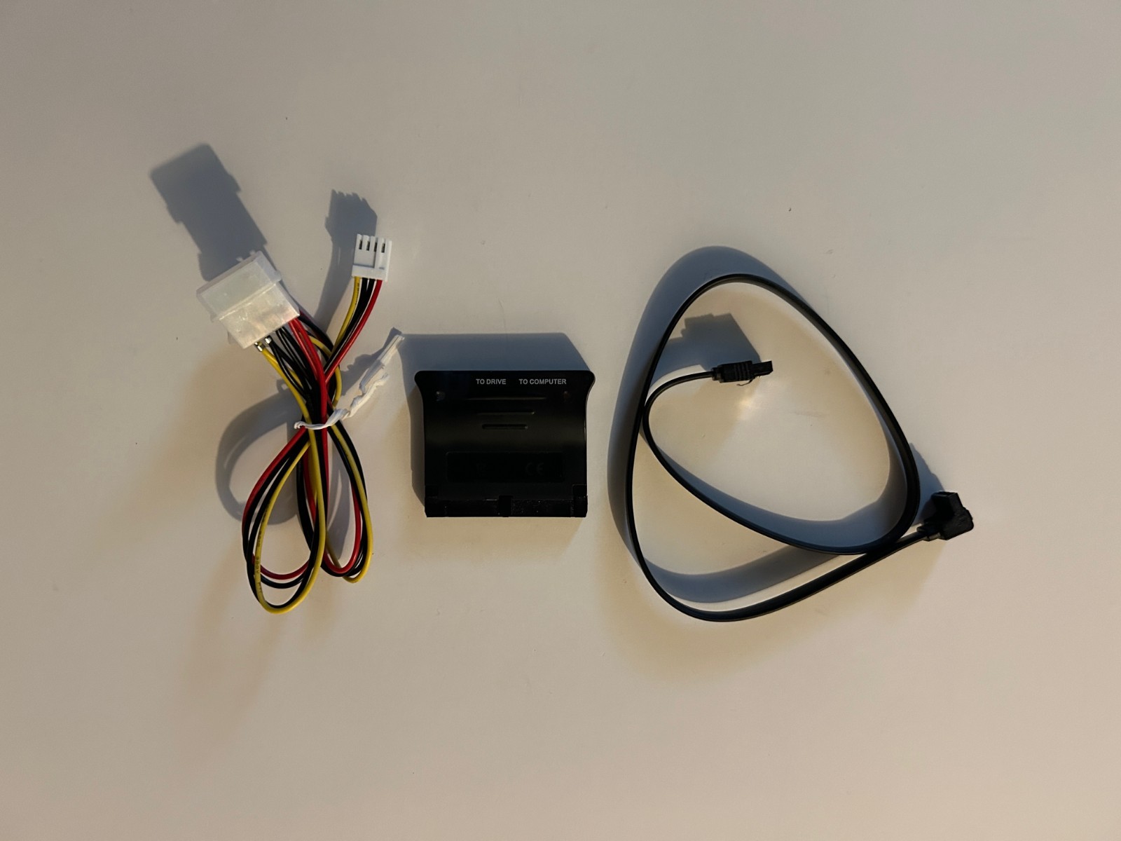 SYBA SD-ADA50016 SATA ↔ IDE Ultra ATA133 Bi-Directional Adapter