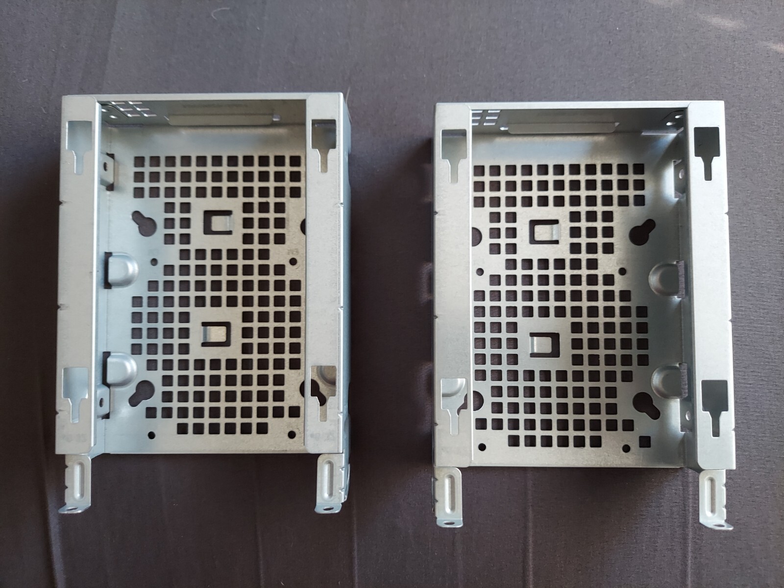 QTY 2 Dell 3.5" Hard Drive HDD Cage Bracket Mount XPS-89xx 05YM97 W/ 8 screws