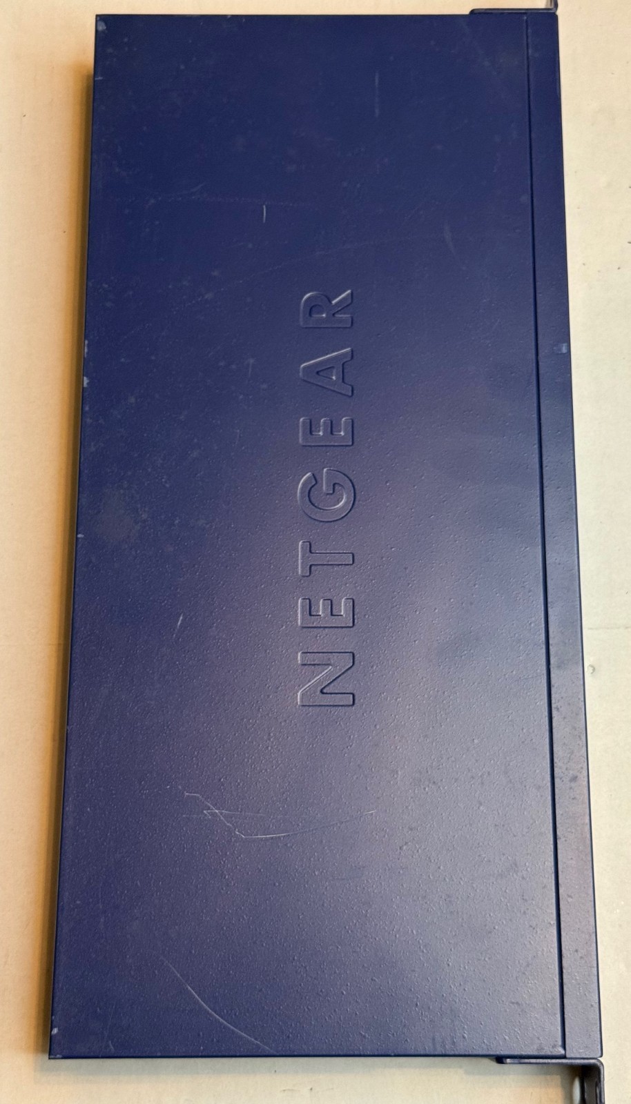 NetGear  ProSafe (FS750T2) 48-Ports Rack-mountable Ethernet Switch