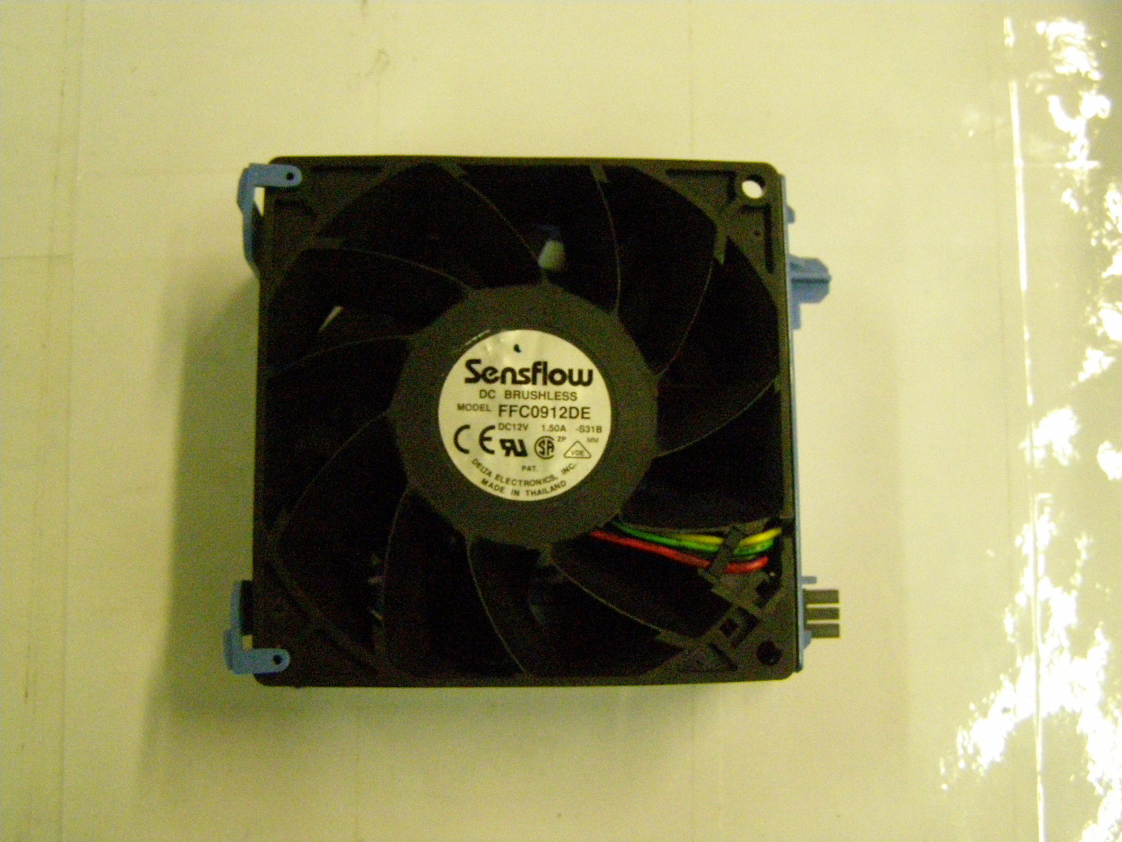 Delta Sensflow DC Brushless FFC0912DE With Dell 6D237 