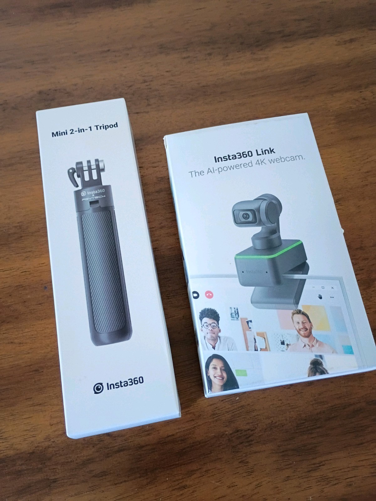 Insta360 Link 4K AI Webcam Open Box + Sealed Insta360 Mini 2-in-1 Tripod Bundle