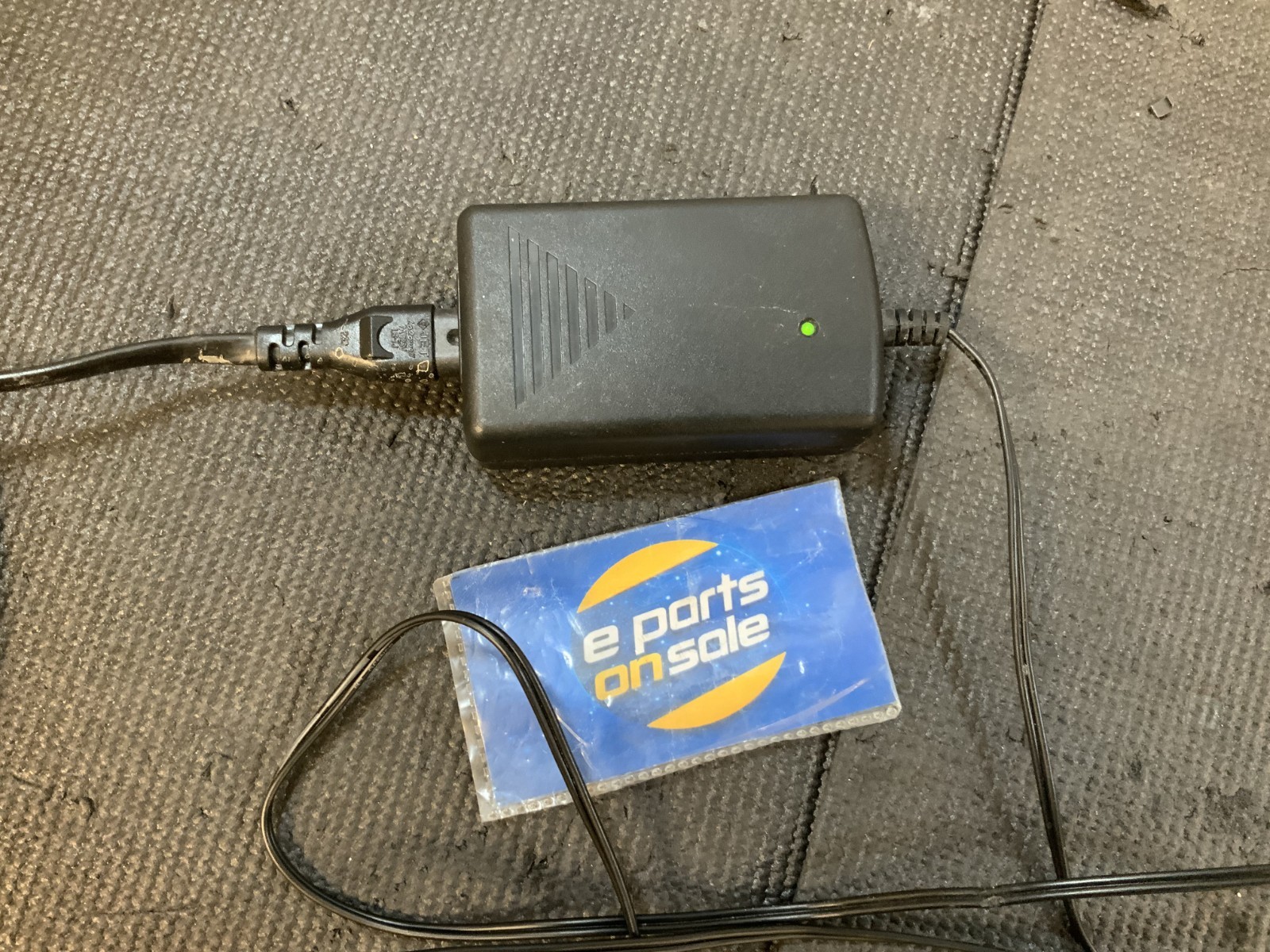 DYMO DSA-42DM-24 240V 1.75A Switching Power Adapter (W008407), RB T4B