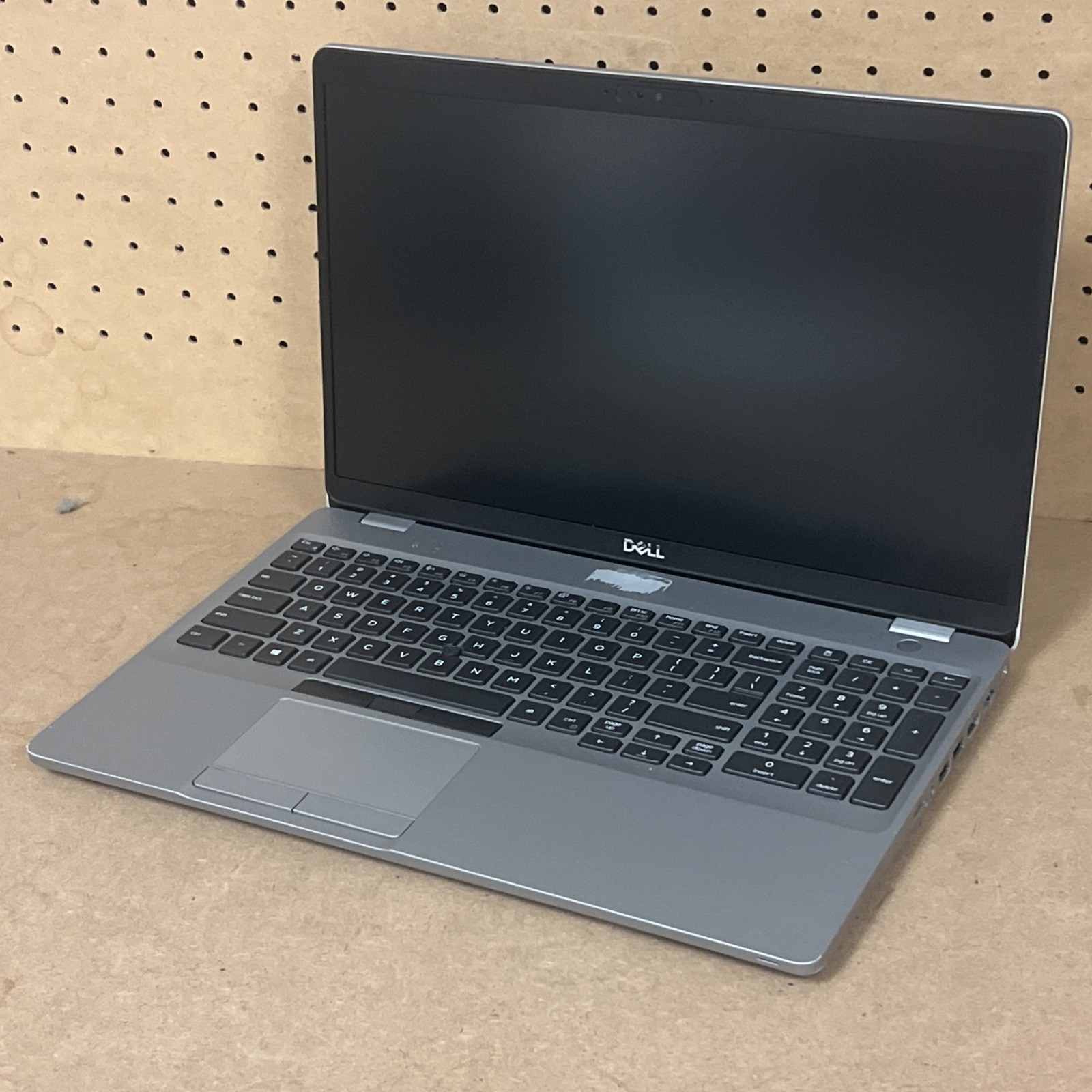 Dell Latitude 5510 i7-10610U 1.8GHz 16GB Ram - Fair *No SSD/OS, Low Batt*