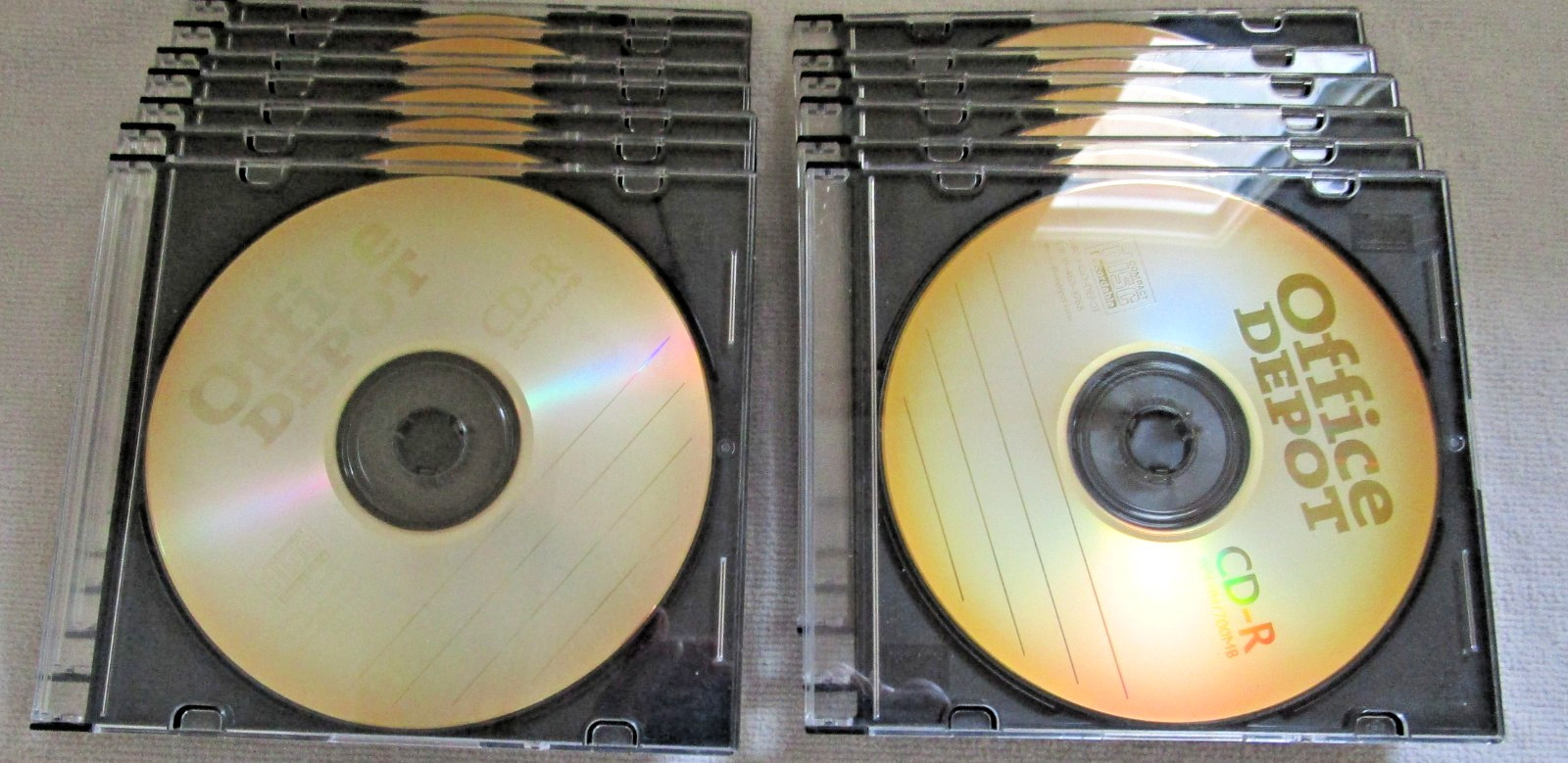12 Office Depot Gold CD-R Blank Discs 700MB 80 Min Music Data Jewel Cases NEW