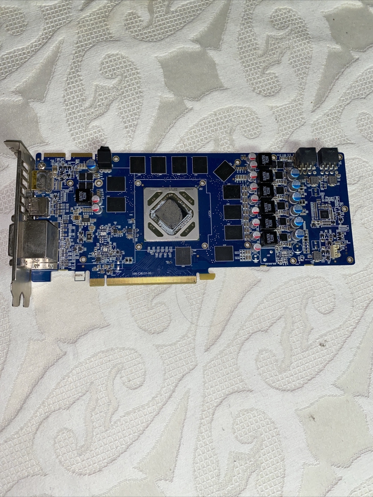 (AS IS) Broken Sapphire Radeon R9 280x 3GB GDDR5 Dedicated GPU with No Cooling