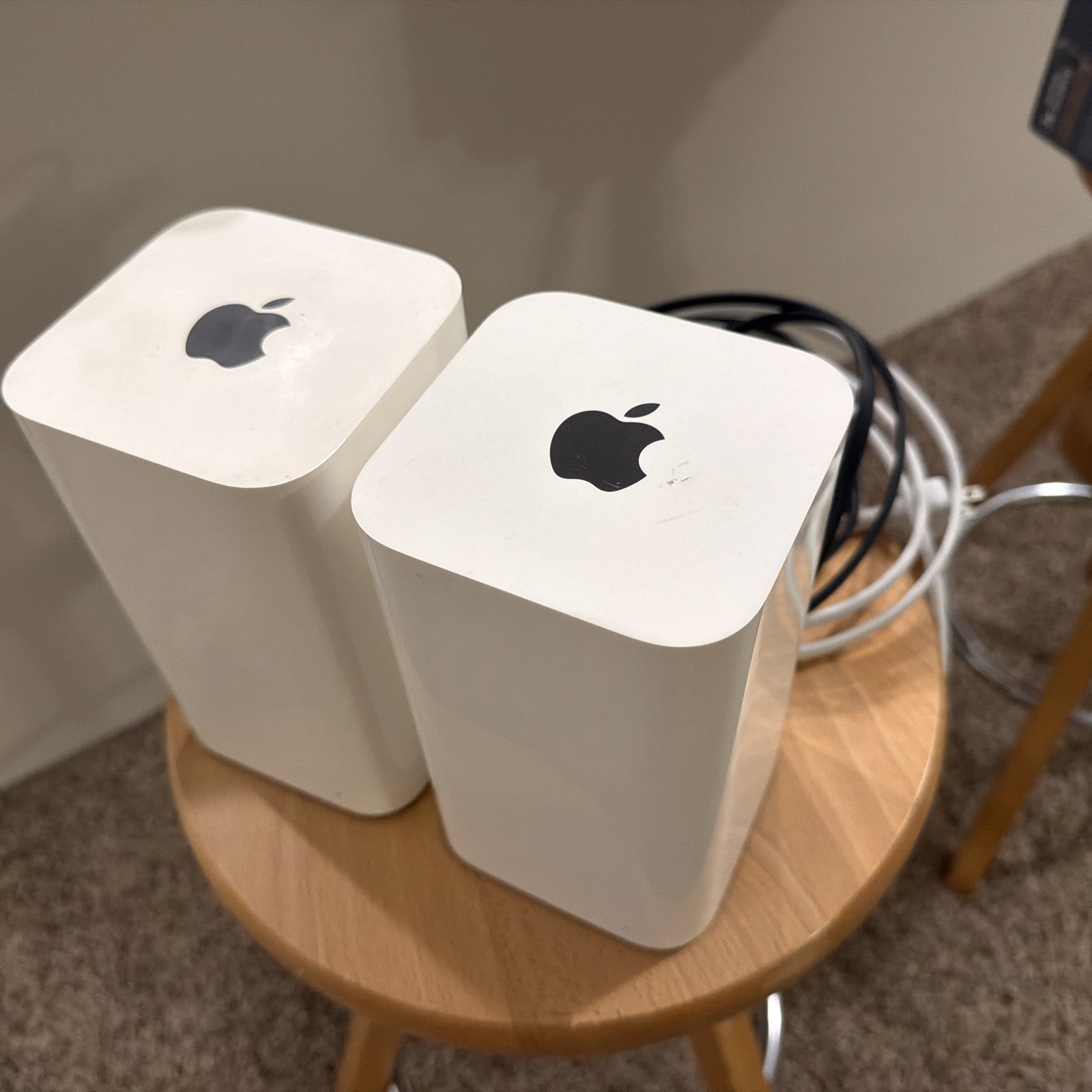 Lot of 2 Apple A1521 AirPort Extreme Wifi Router