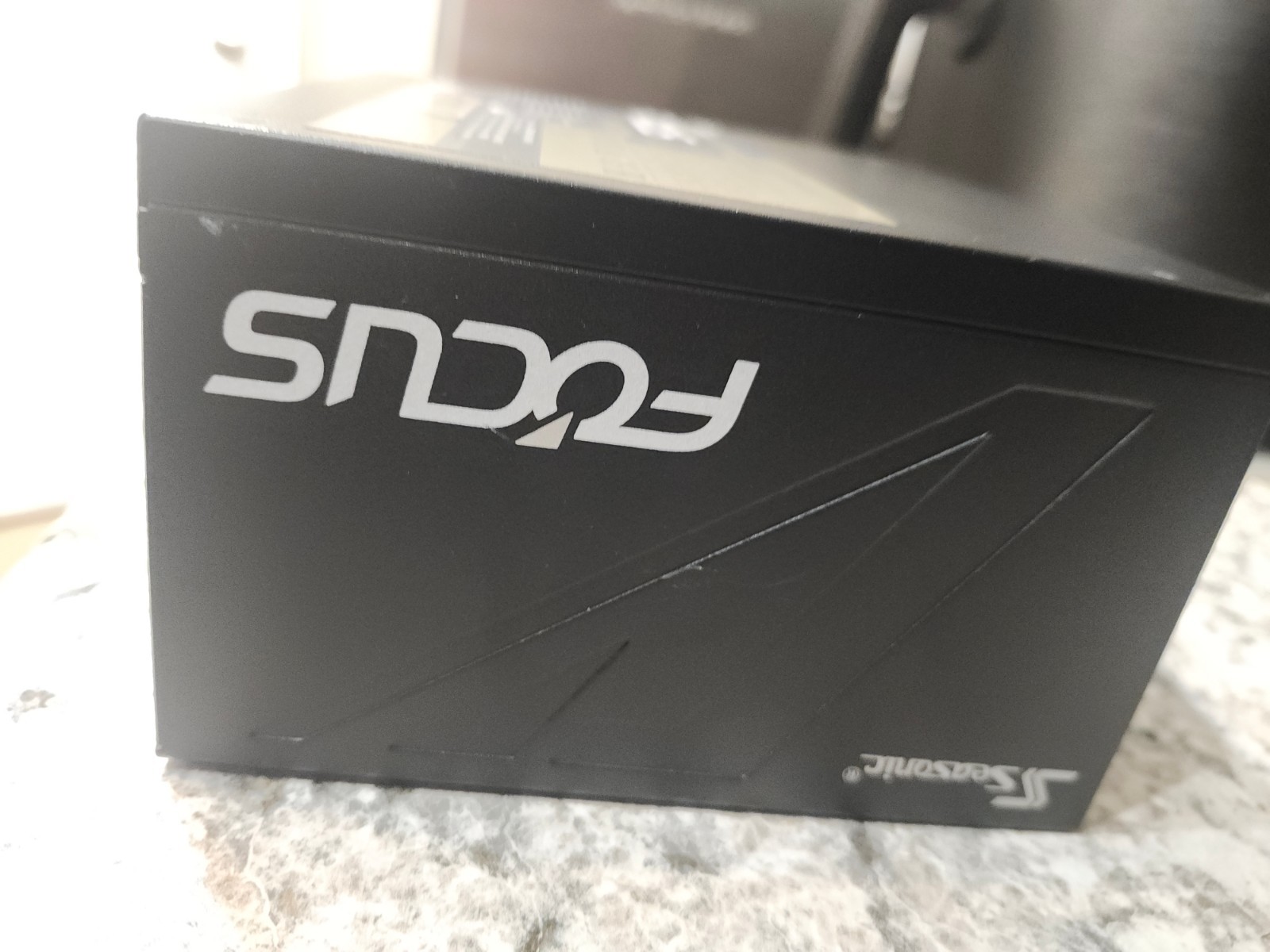 Sea Sonic Focus Plus 850 Gold 850W ATX Modular Power Supply