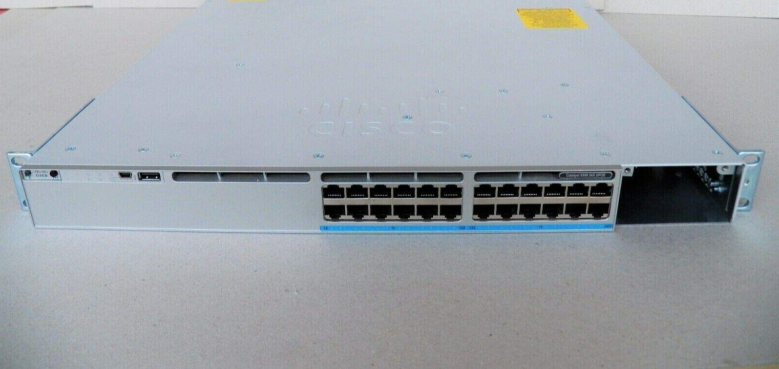 Cisco Catalyst C9300-24UX-A 9300 24 UPOE