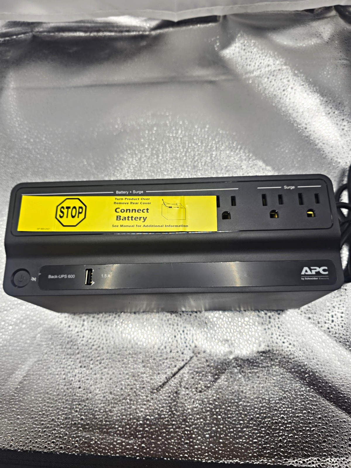 APC Back-UPS BE600M1 600VA 330W UPS, 7 Outlets, Surge + USB, Black