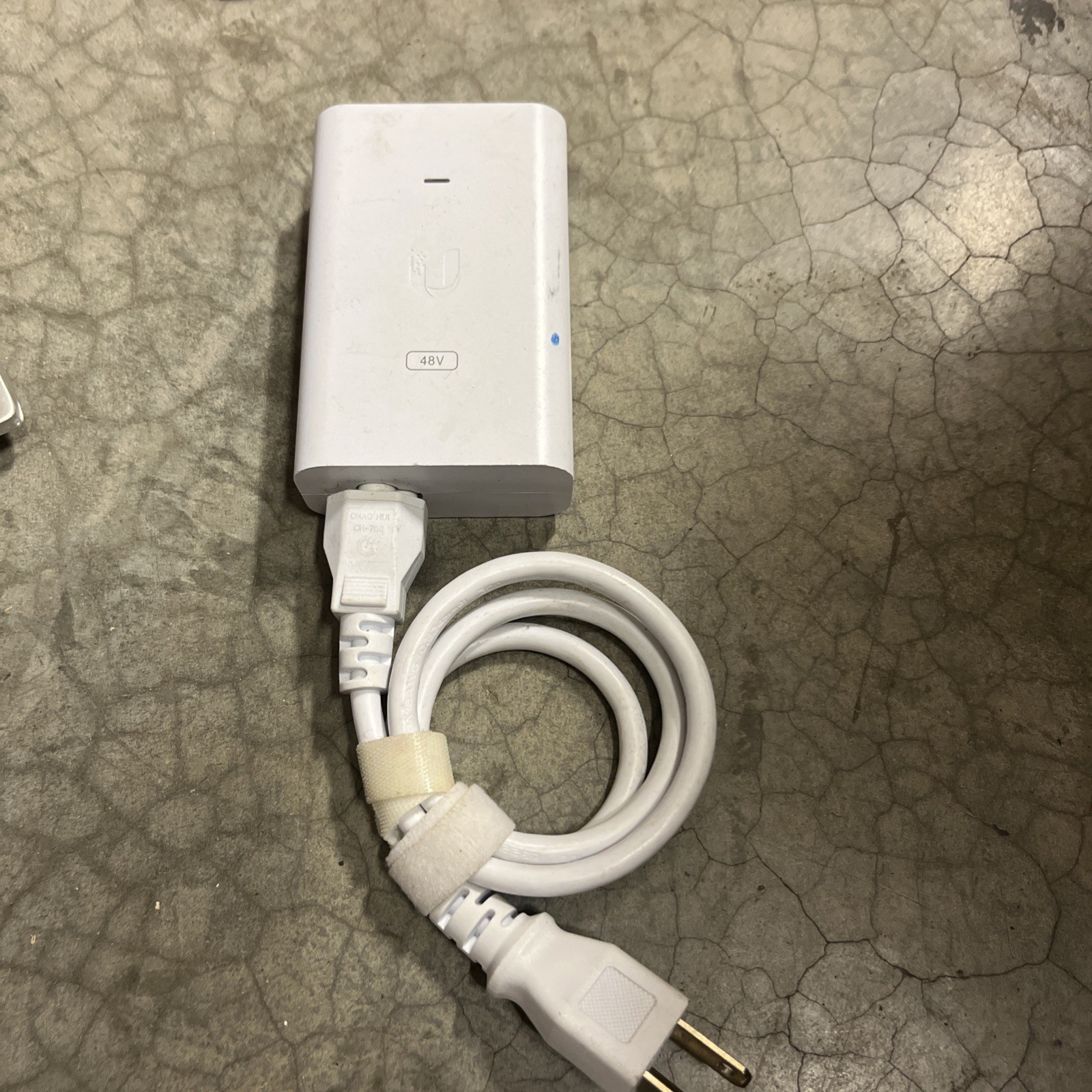 Ubiquiti Networks POE-48-24W-G-WH PoE Adapter 48V DC 0.5A GP-H480-050G