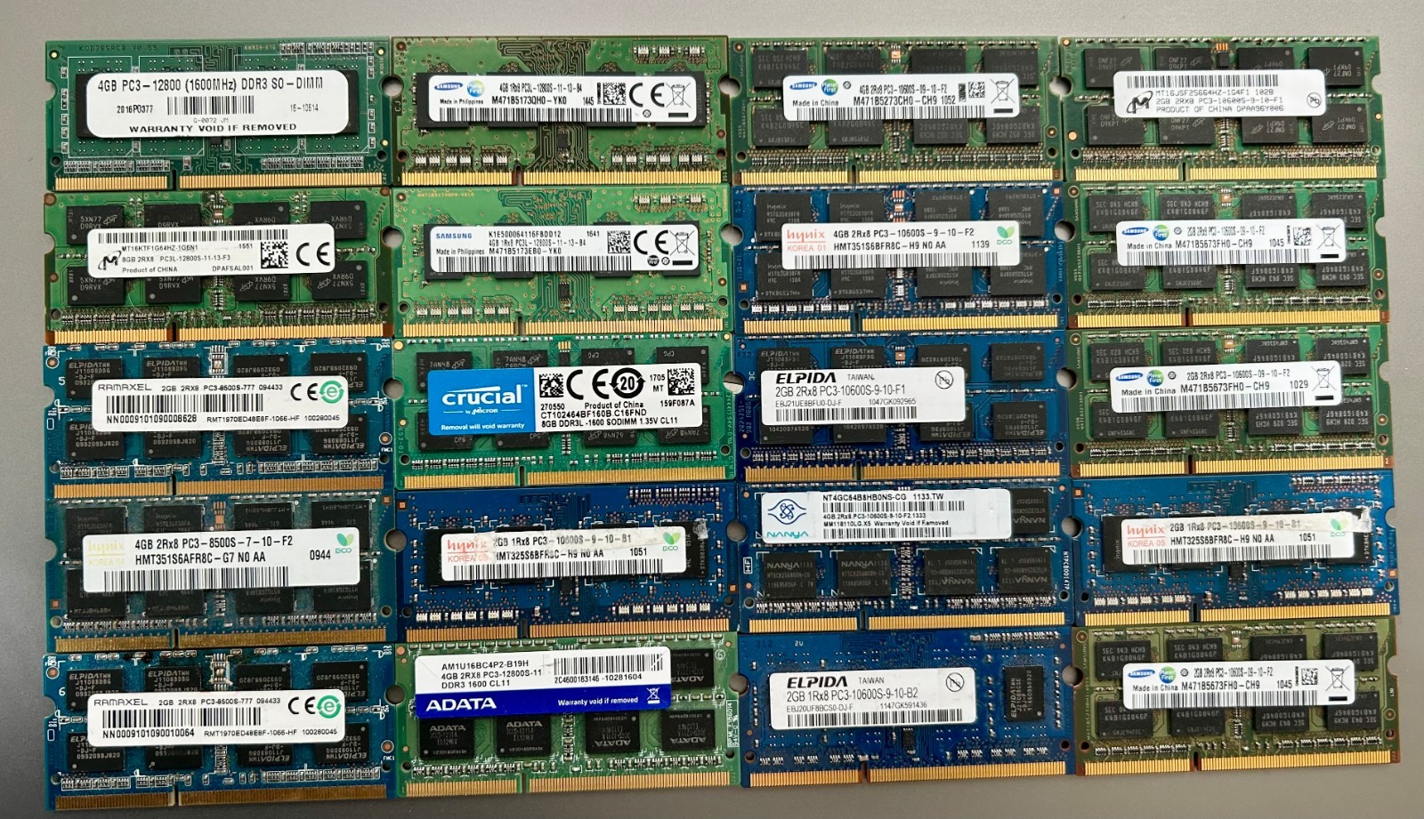 LOT OF (23) 2/4/8 DDR3 MIX SPEED/Brand L APTOP MEMORY *See Pics & Description*