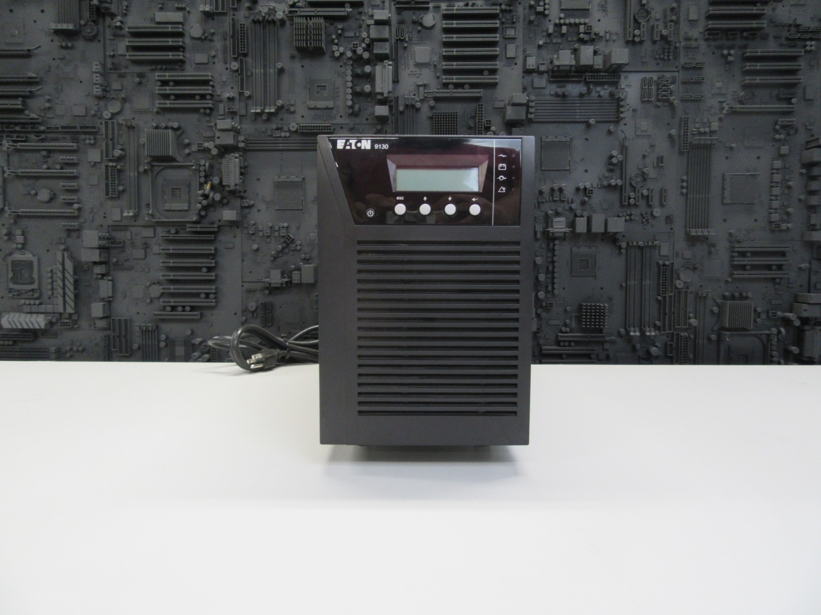 Eaton PW9130L700T Powerware 9130 Tower UPS Power Supply 6 Outlet