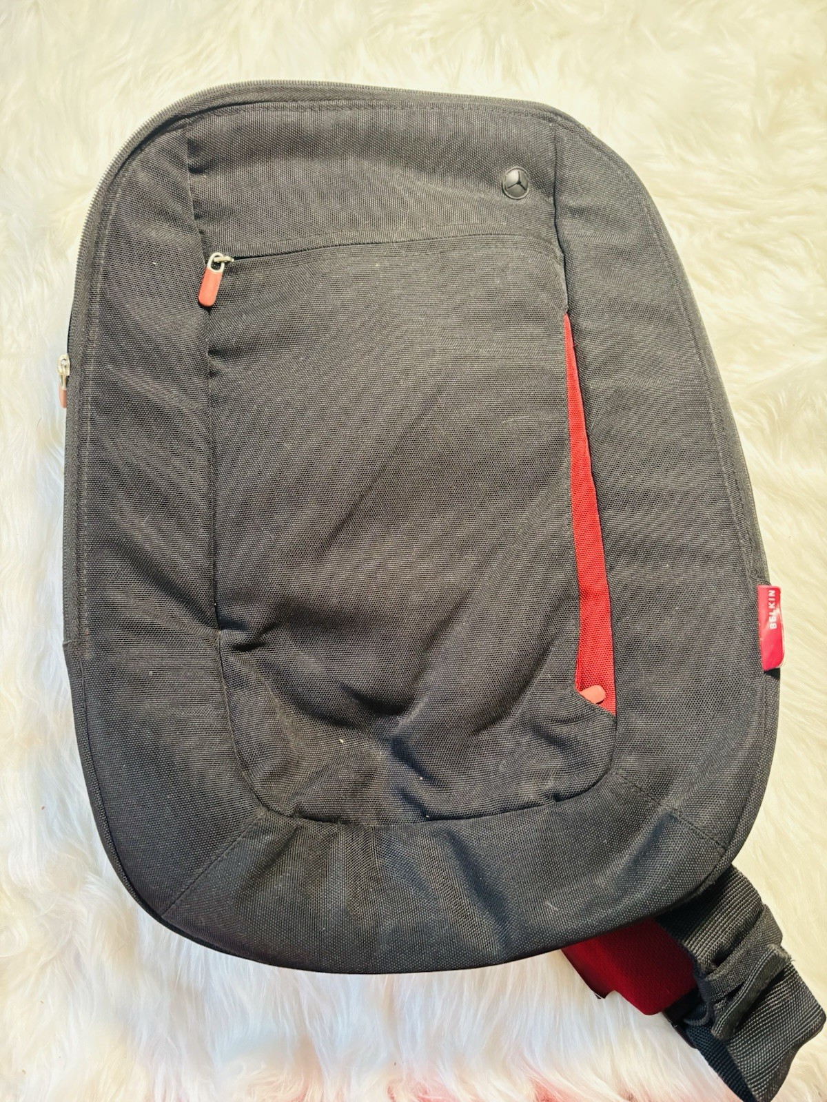 Belkin F8N052-BR Sling Backpack Laptop Tablet Padded Zip Bag Tote Black w/ Red