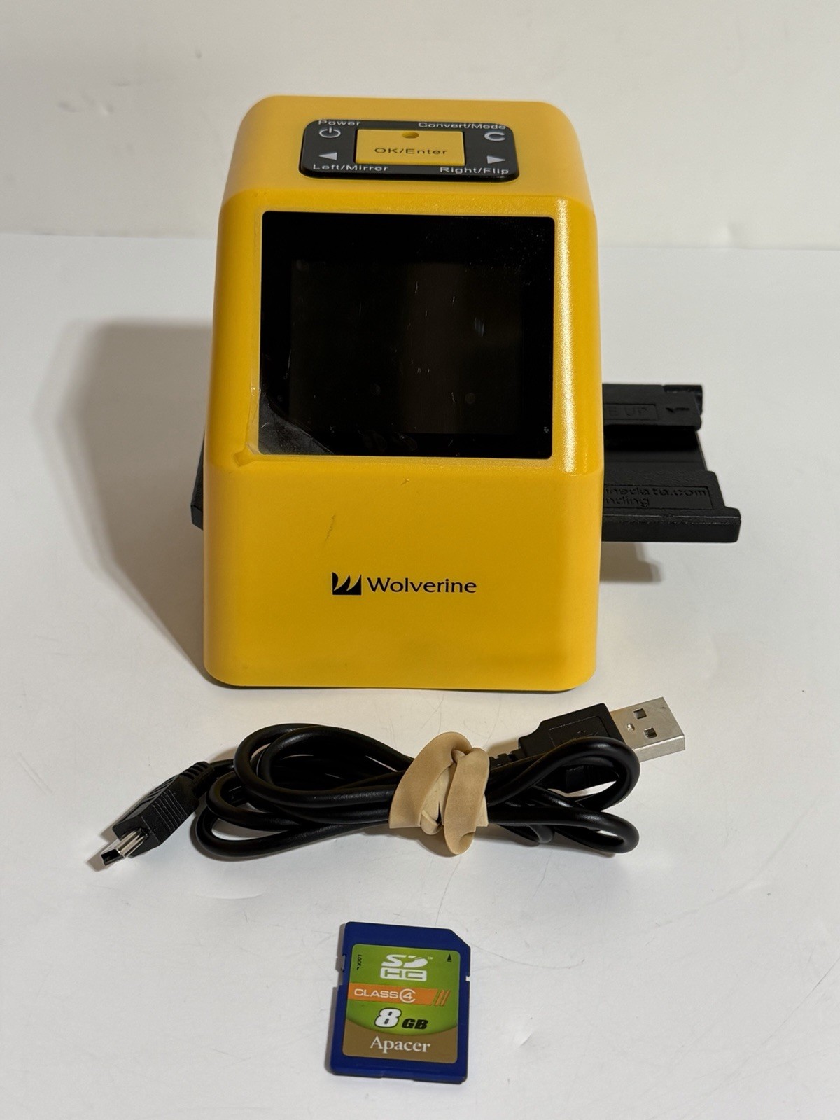 Wolverine F2D 20-Super 4-in-1 Film to Digital Converter Film Scanner 8GB Card