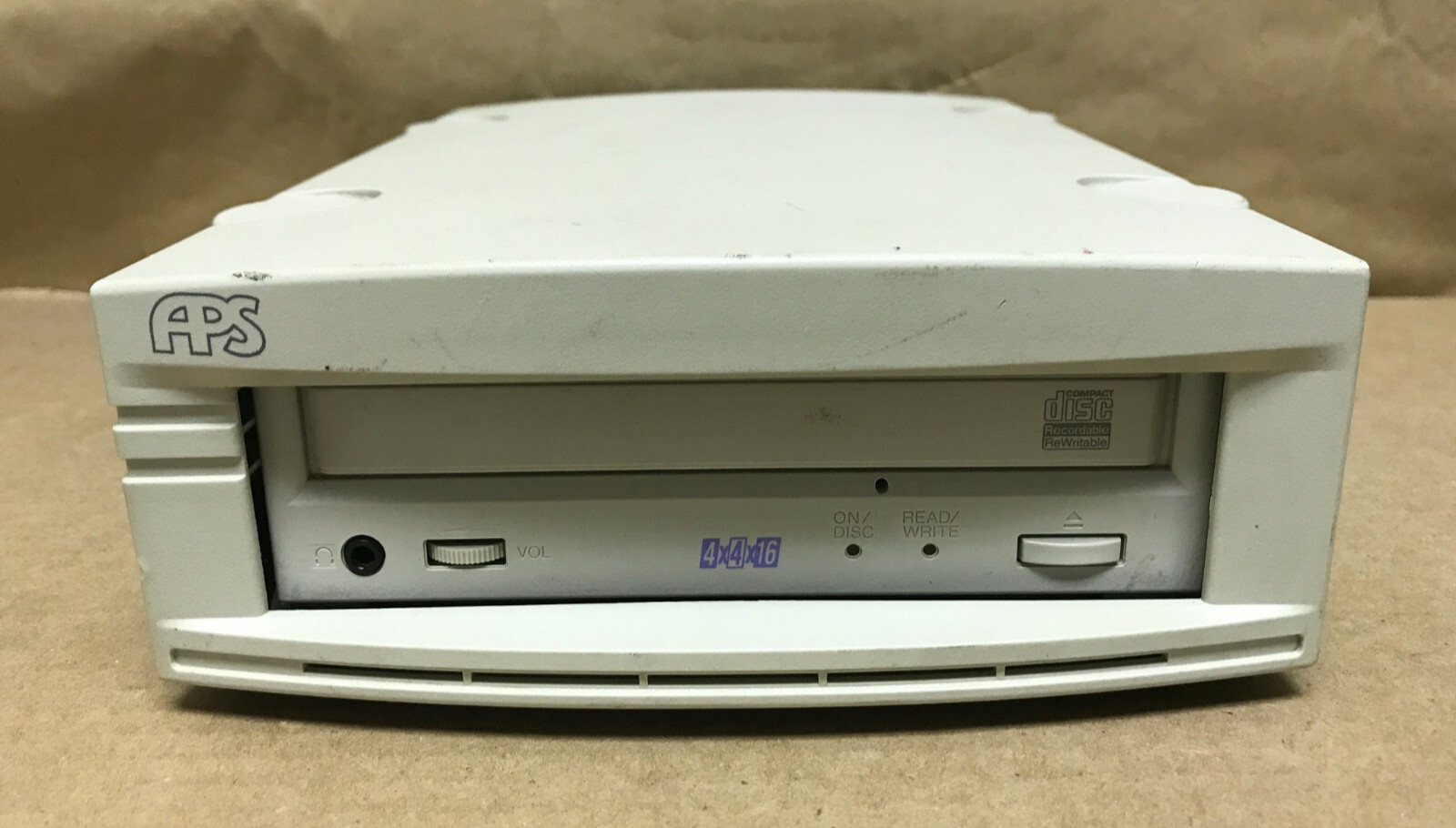 APS SCSI 4x4x16 External Cd Writer , Model : 2255-016