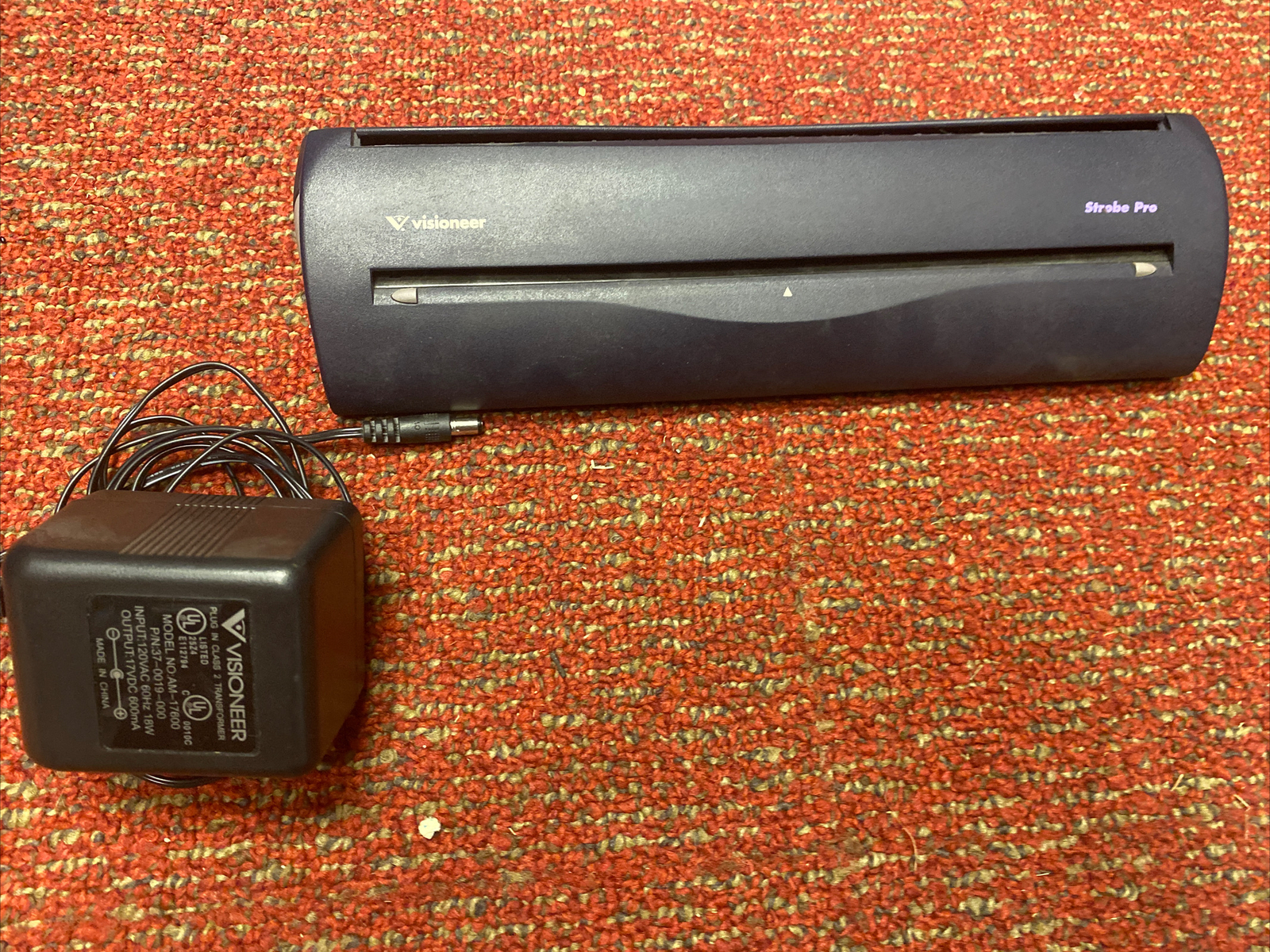 Visioneer Strobe Pro 85-0037-400 w/ AC adapter